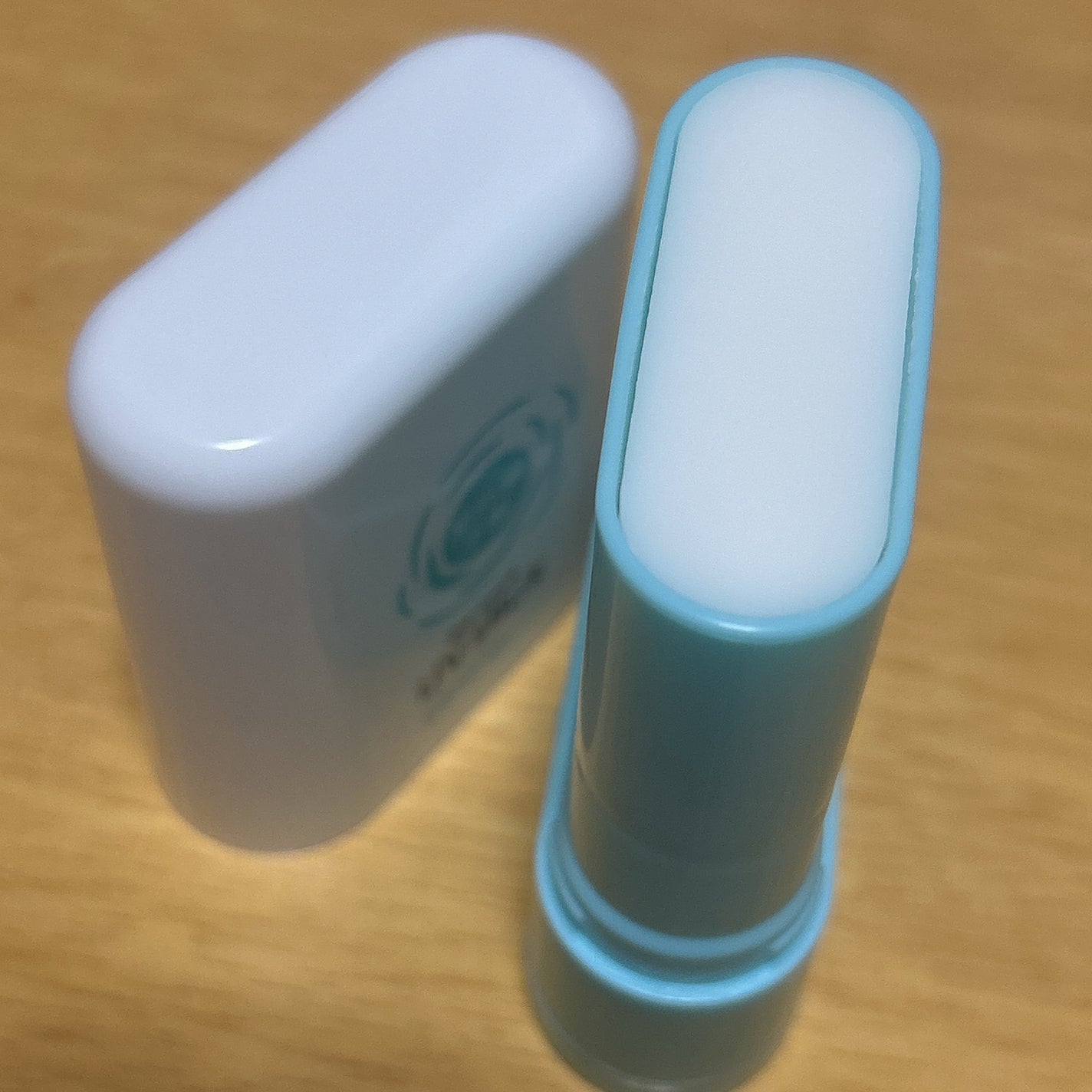 紫外線予報 さらさらUVスティックF/紫外線予報/日焼け止めスティックを使ったクチコミ(3枚目)