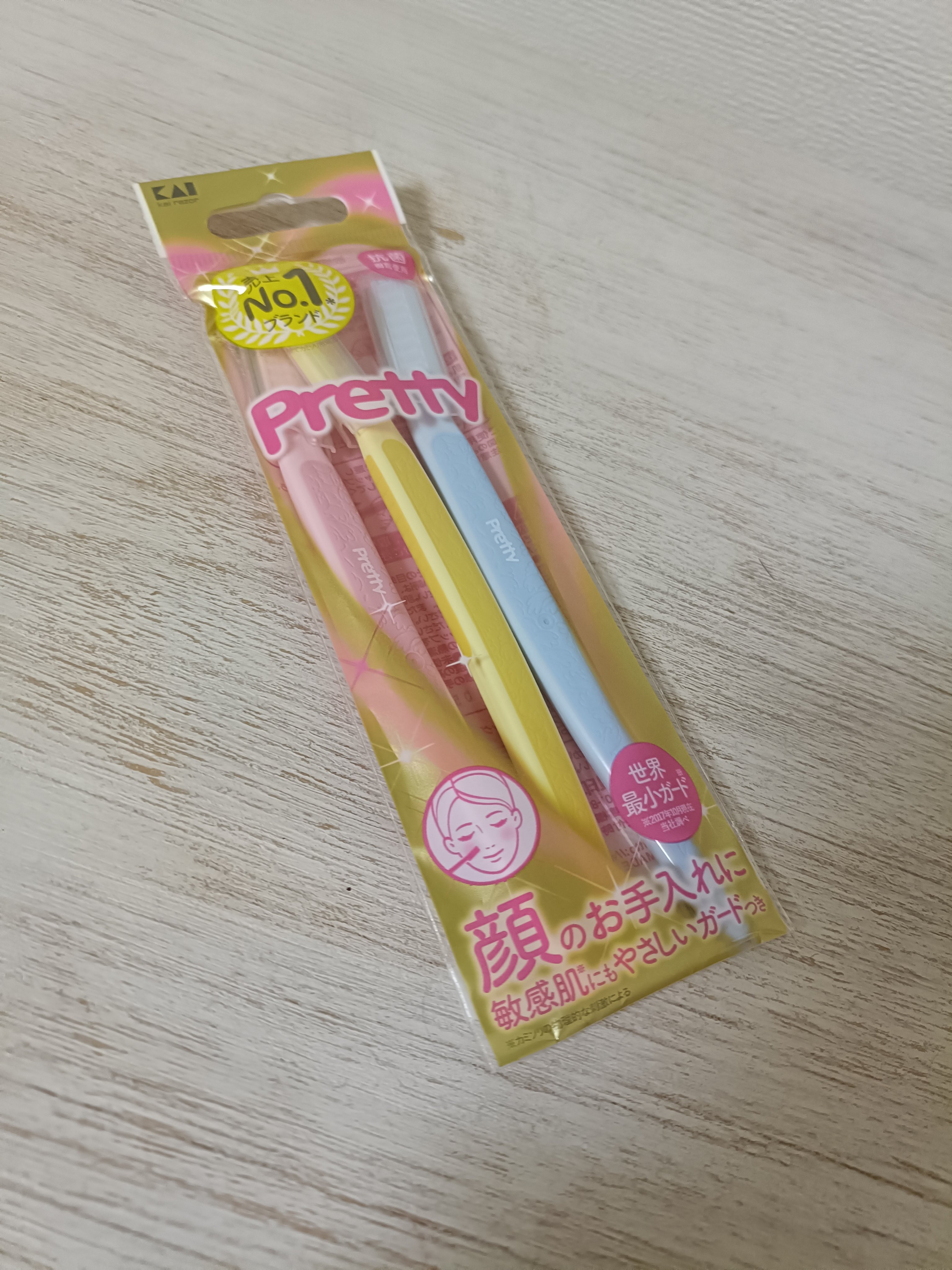 プリティー 敏感肌用フェイスL 3本入/貝印/シェーバーを使ったクチコミ（1枚目）