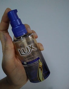 ラックス スーパーリッチシャイン リラックスナイトケア まとまりヘアオイル/LUX/ヘアオイルを使ったクチコミ(2枚目)