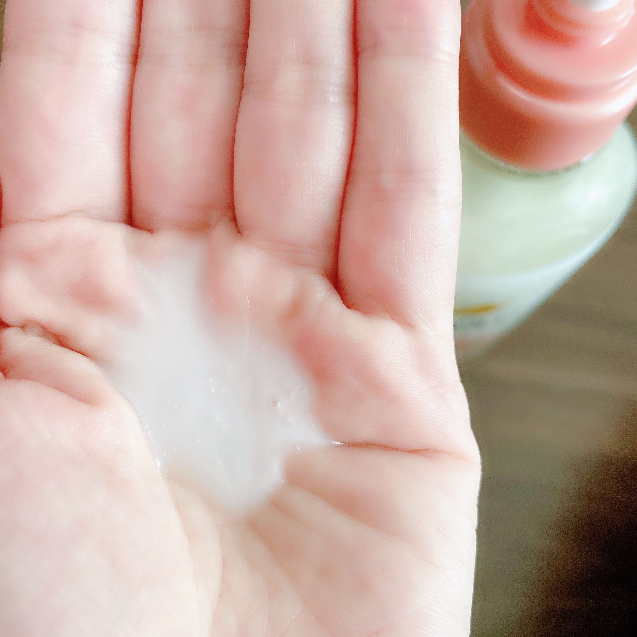 ダヴ ふわとろボディウォッシュ ザクロ＆シアバター/ダヴ/ボディソープを使ったクチコミ（3枚目）