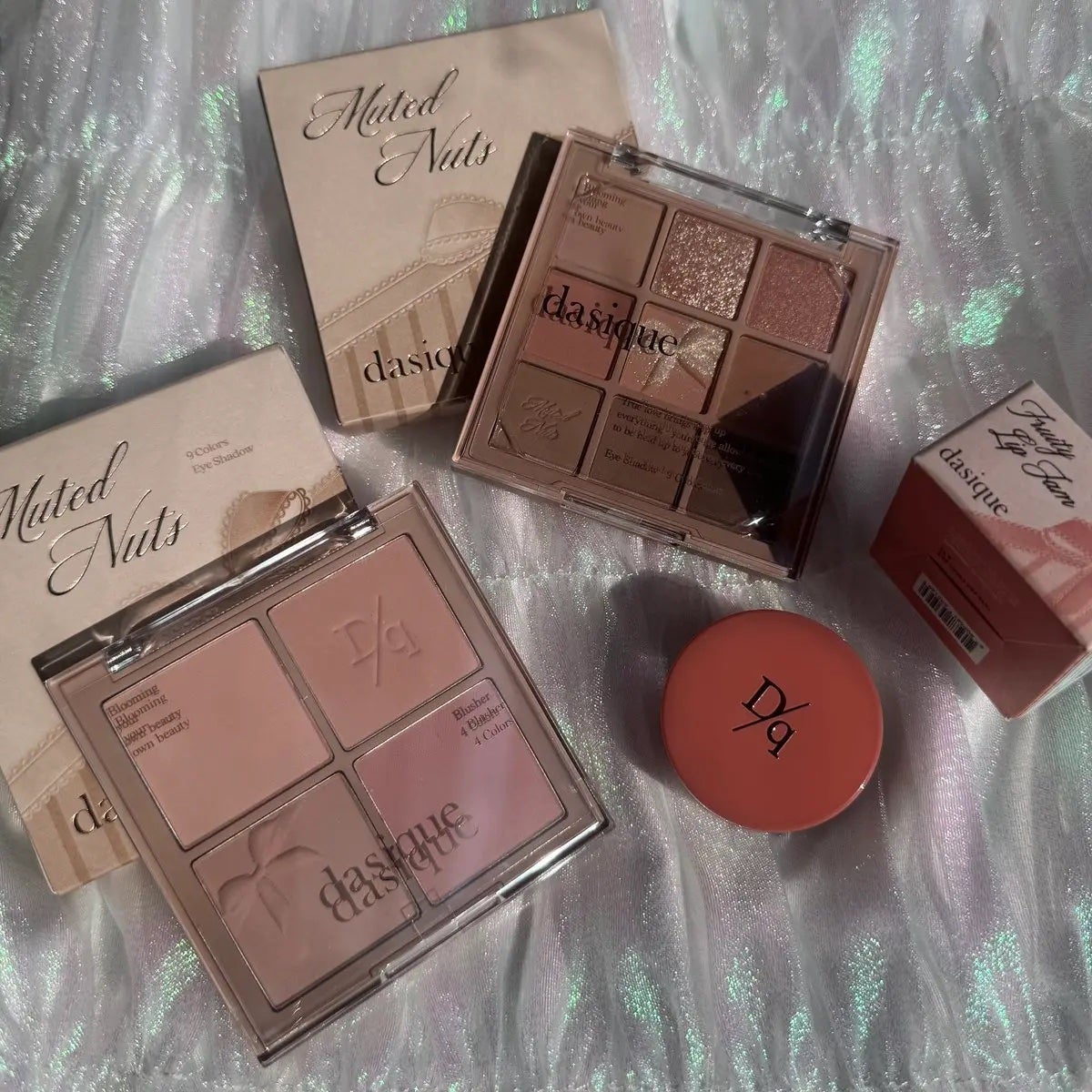 りーぽんフォロバ◎ on LIPS 「秋メイクにオススメ🐿✨デイジークミューテッドナッツ3アイテムの..」(1枚目)