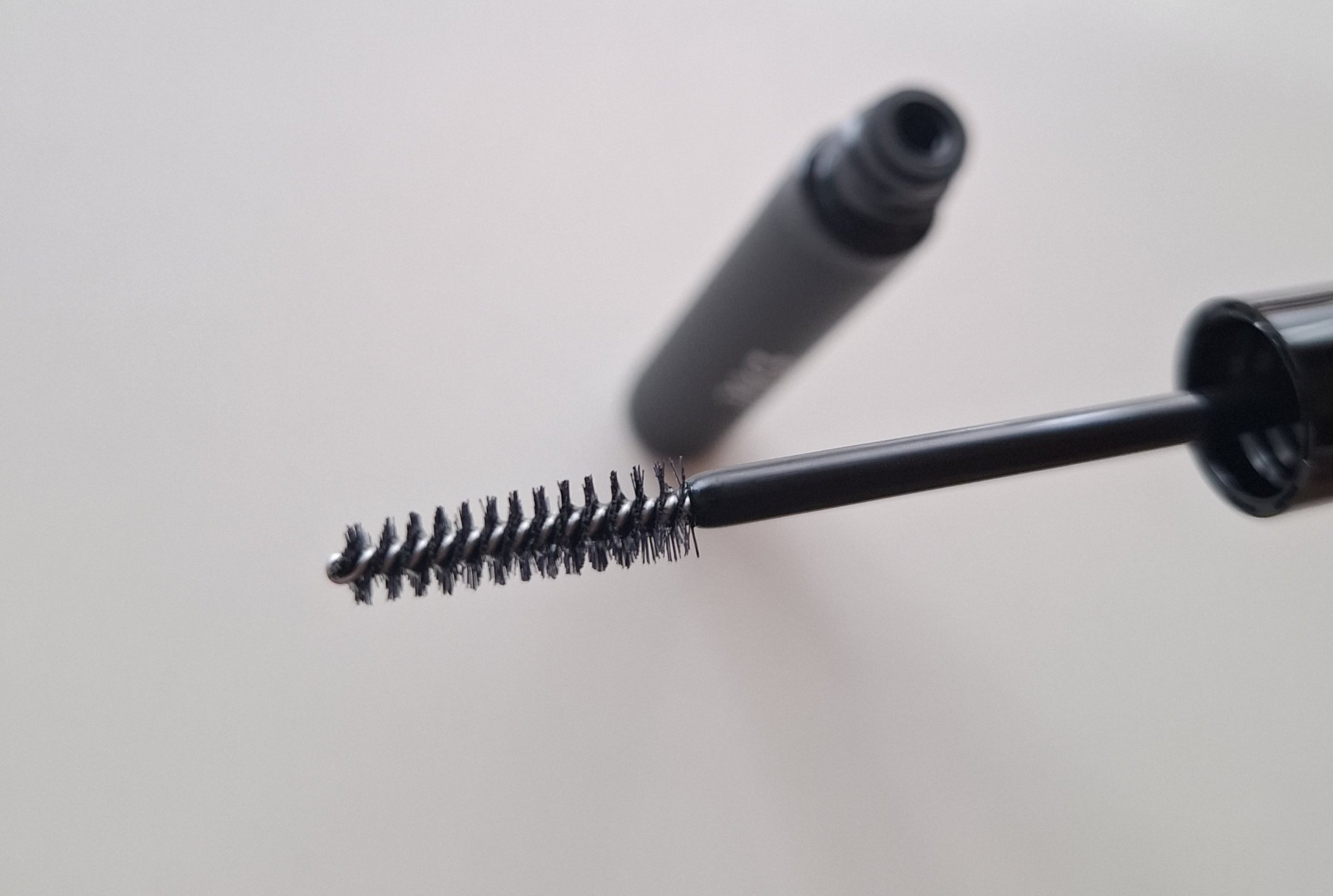 眉毛美容液/Dbe/まつげ美容液を使ったクチコミ（2枚目）