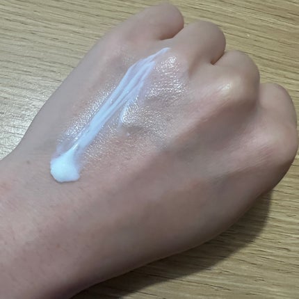 VERAMORE BRIGHTENING GLOWING SUN SERUM/VERAMORE/日焼け止めローションを使ったクチコミ(2枚目)