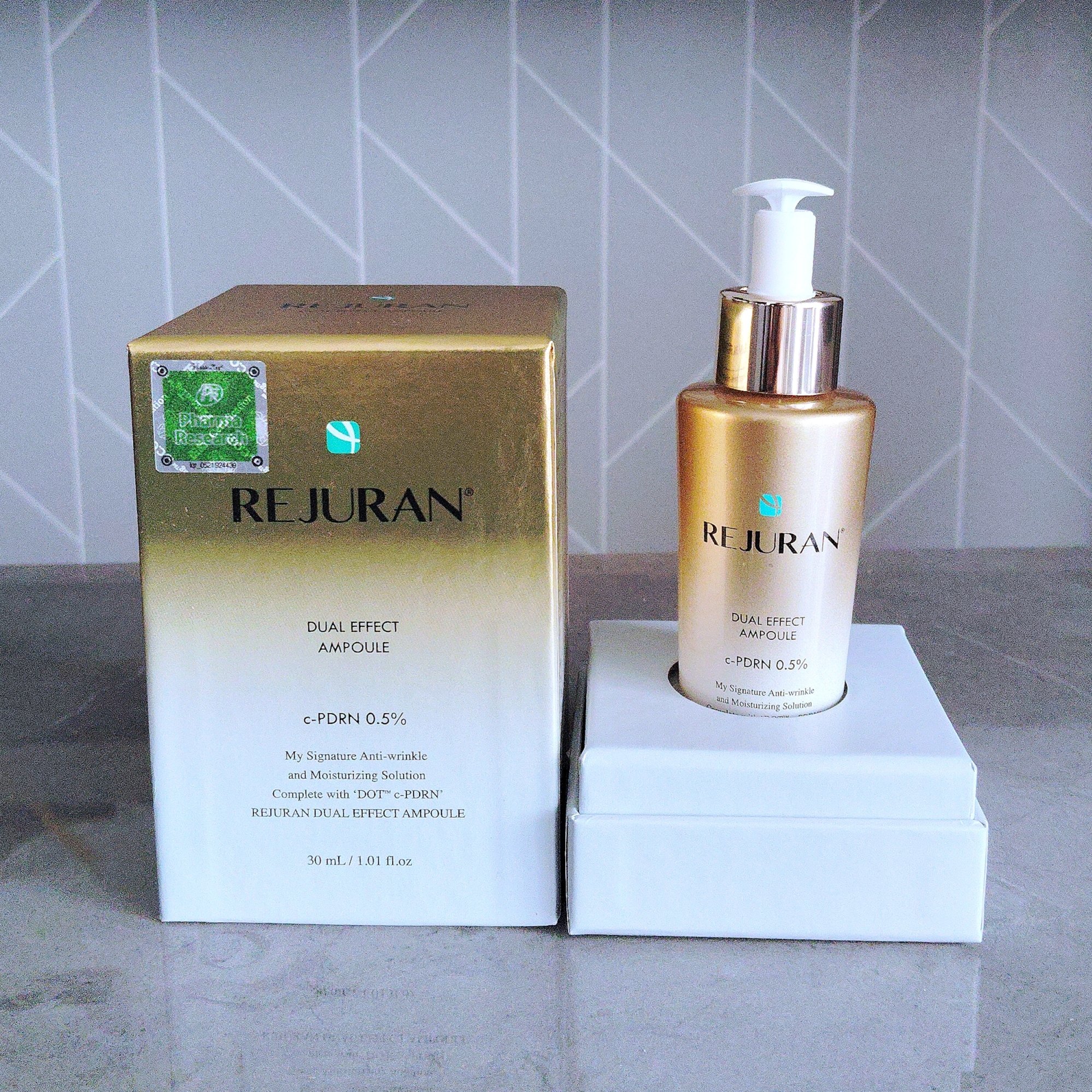 リジュランさんの「デュアル エフェクト アンプル」プレゼントキャンペーンに当選し、使わせていただきました。

✓塗った瞬間感じられる保湿ツヤ感
✓1本でできるPDRNホームケア
✓独自技術で完成したオリジナルPDRN⋆

⋆加水分解DNA配