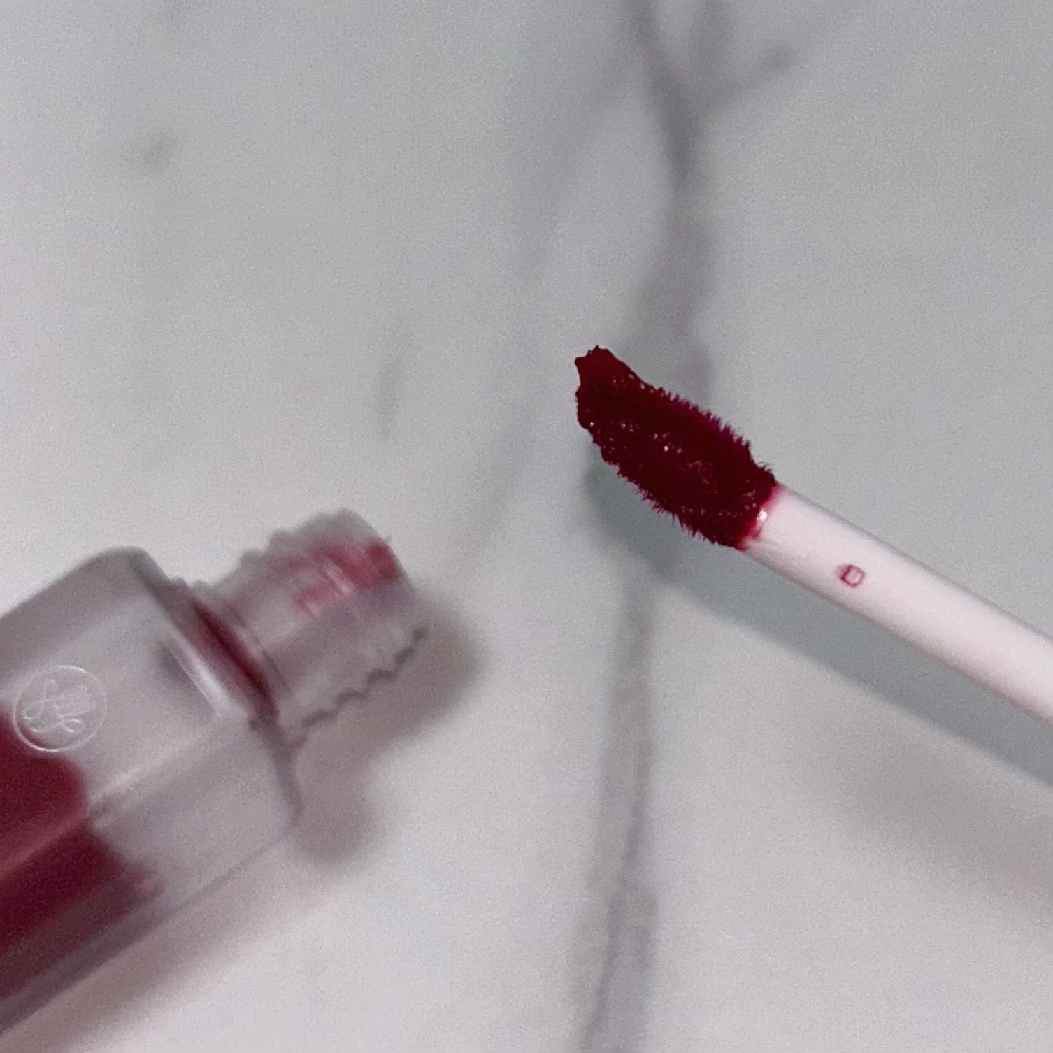 Arti Water Glow Tint #04 Plum Berry/SON&PARK/口紅を使ったクチコミ（2枚目）