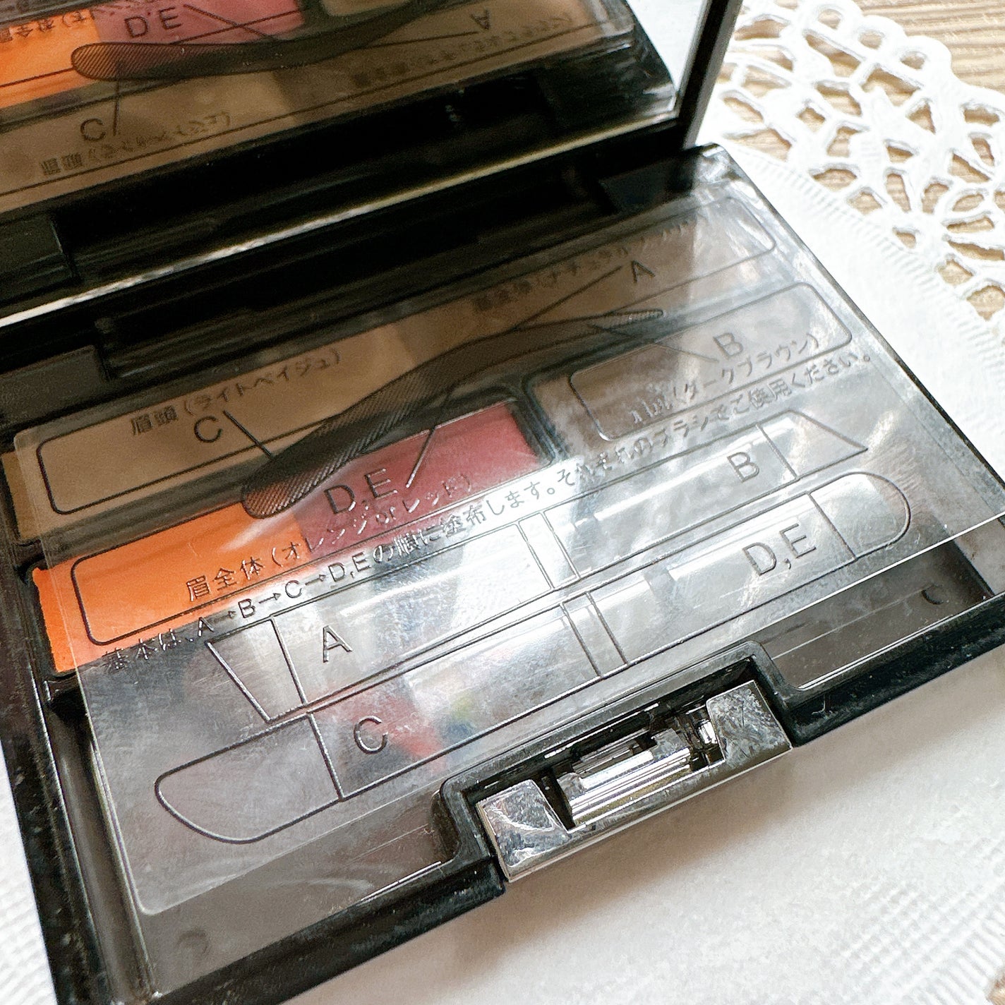 アイブロウ クリエイティブパレット/IPSA/パウダーアイブロウを使ったクチコミ(4枚目)