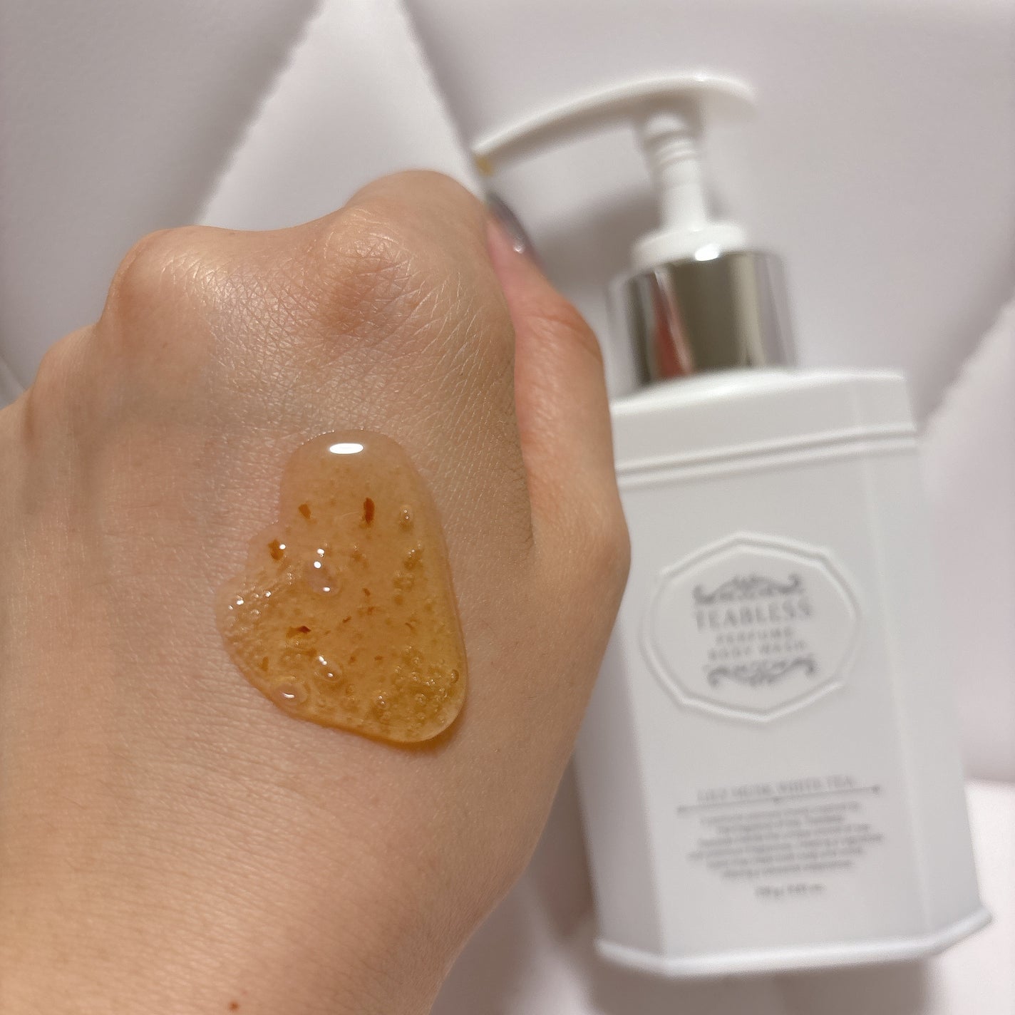 パフュームボディウォッシュ リリームスクホワイトティー/TEABLESS/ボディソープを使ったクチコミ(2枚目)