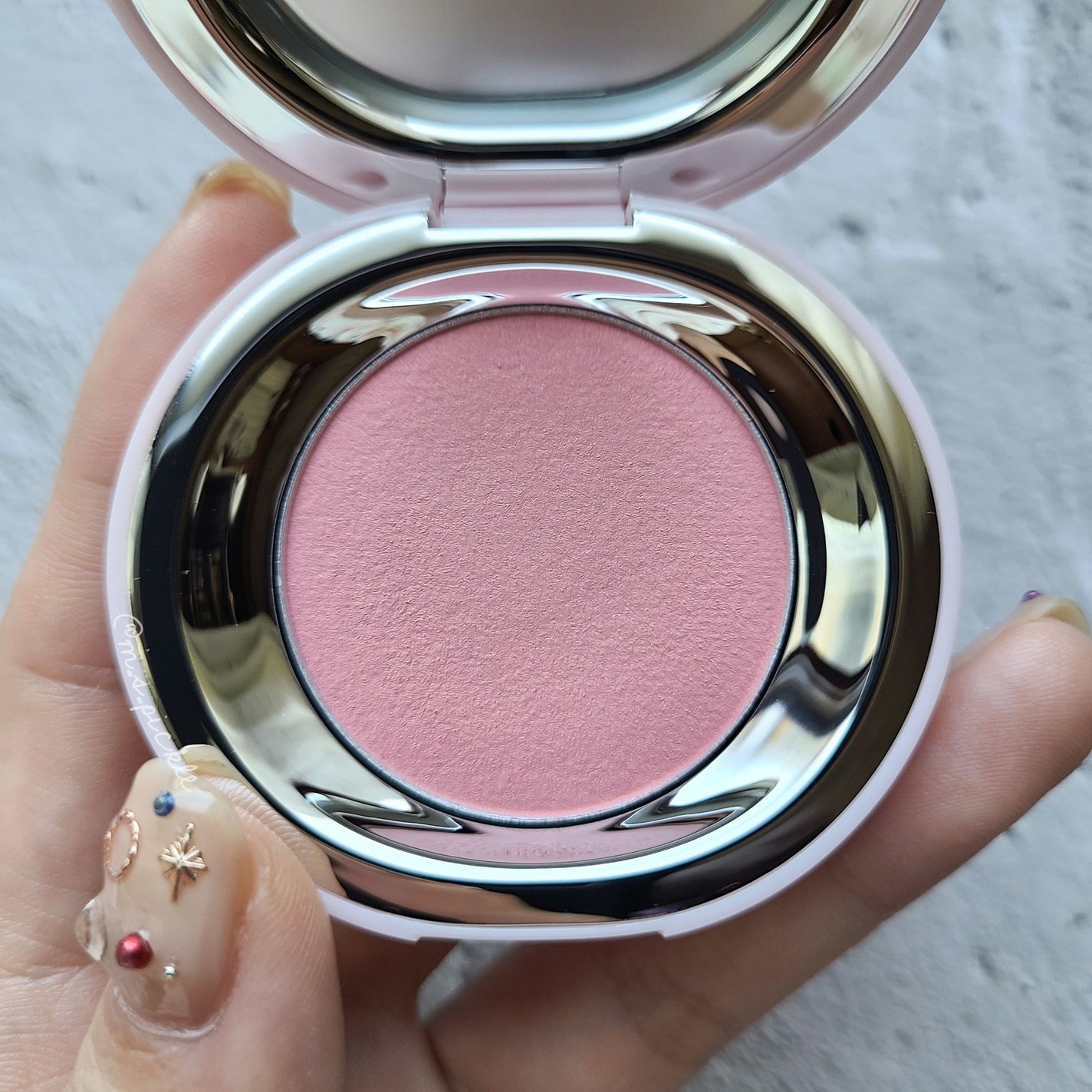 SATIN DOHWA BALM/Tooq/ジェル・クリームチークを使ったクチコミ(2枚目)