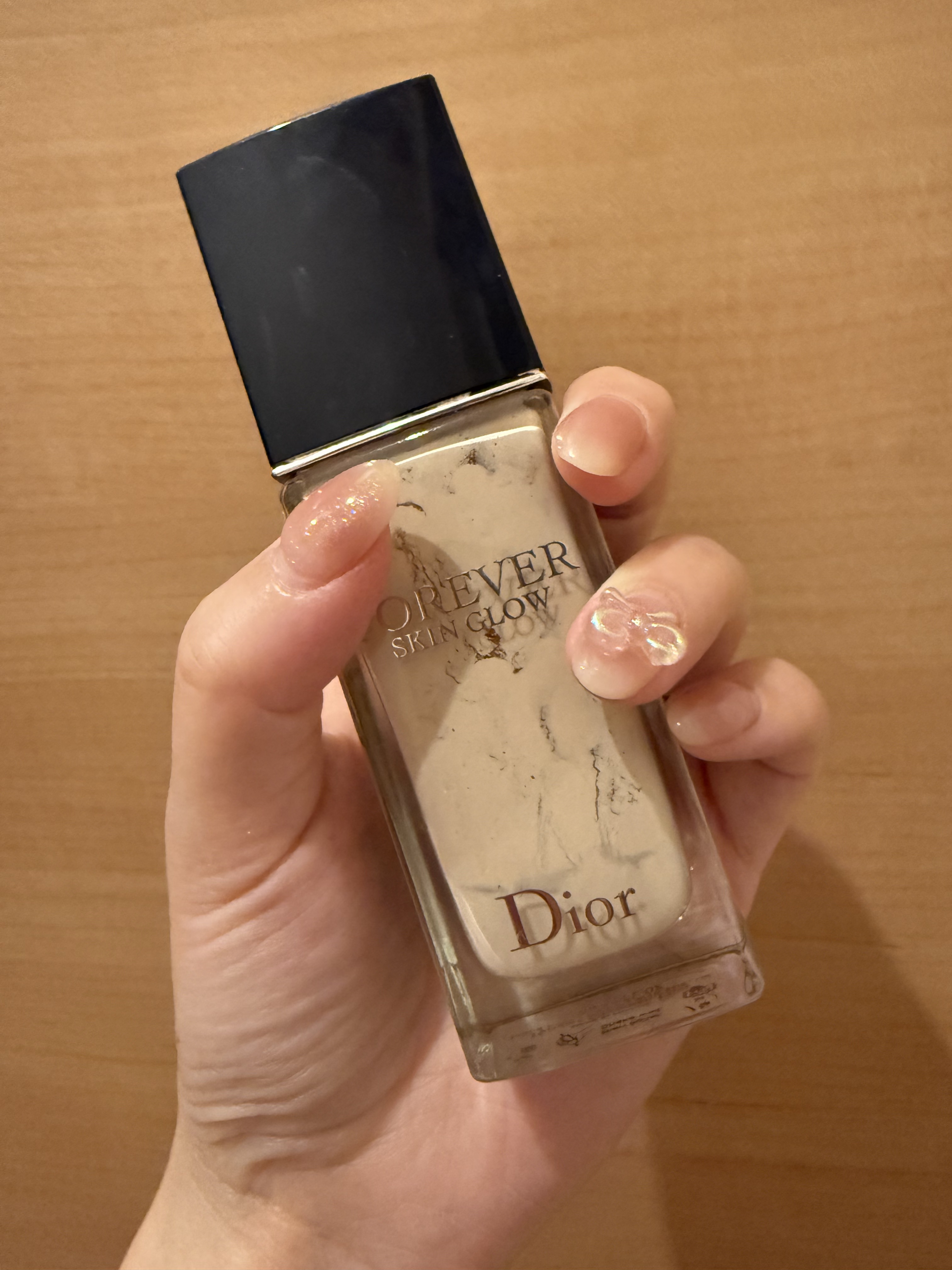 おゆまるのクチコミ「Diorのリキッドファンデが無くなったので
リピするか別のファンデにするか
ツヤ系ファンデ開拓.....」（1枚目）