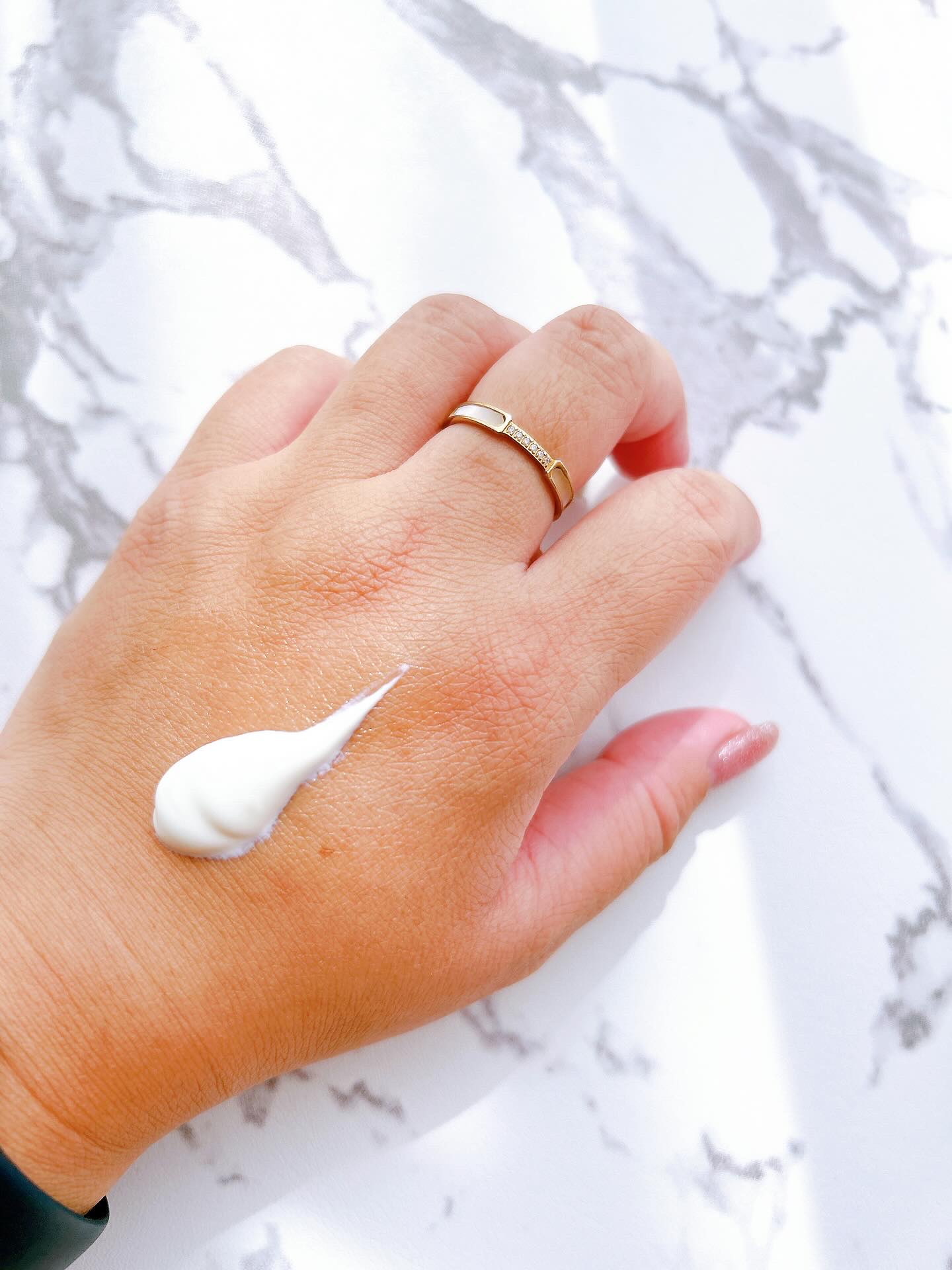 サミュ PHセンシティブサンクリーム/SAM'U/日焼け止めクリームを使ったクチコミ（3枚目）