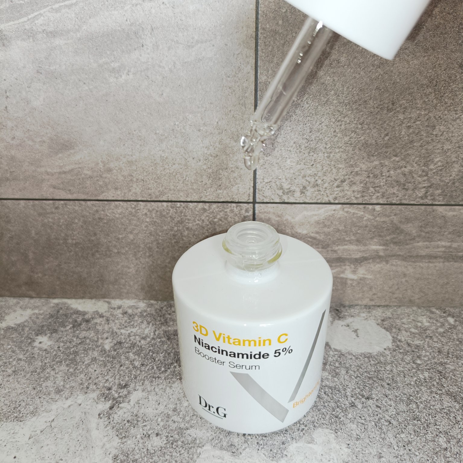 3D ビタミンC ナイアシンアミド 5% ブースター ブライトニング セラム/Dr.G/美容液を使ったクチコミ（3枚目）
