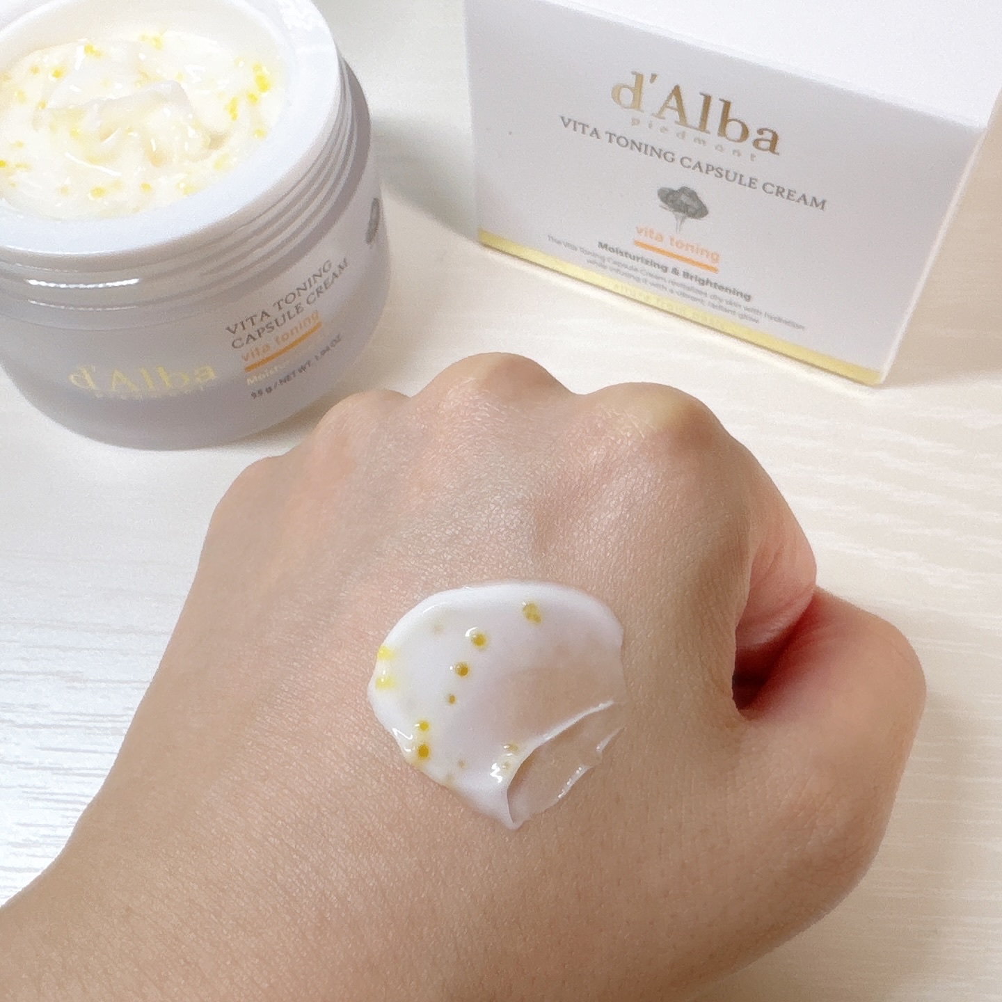 ビタトーニングカプセルクリーム/ダルバ/フェイスクリームを使ったクチコミ（3枚目）