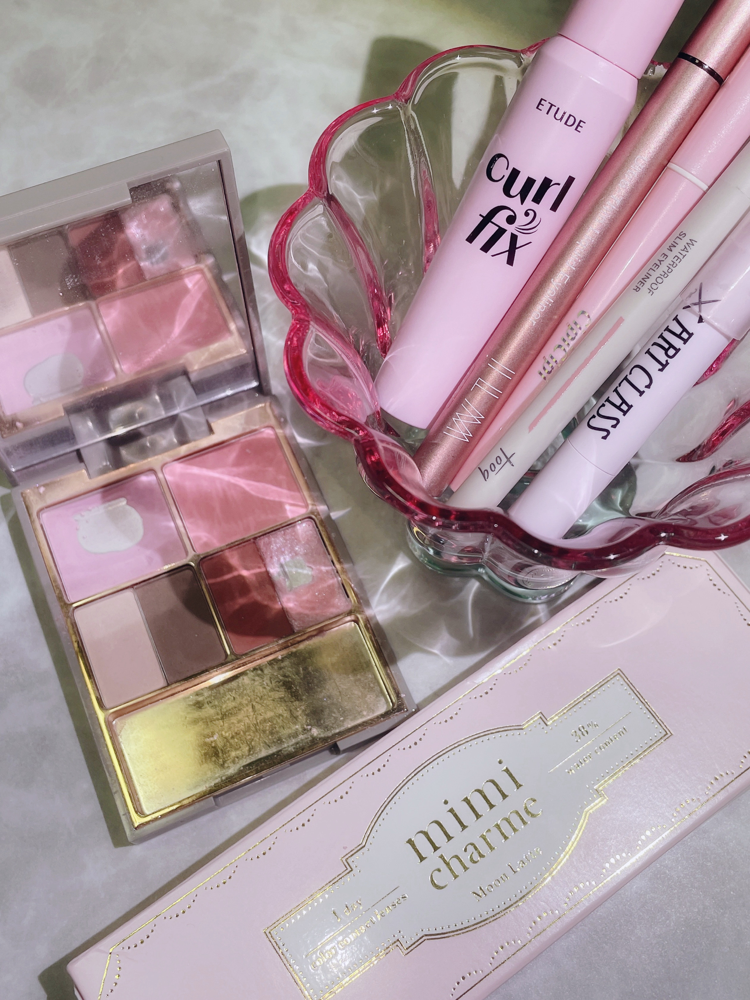 アートクラス アイグリッツ/too cool for school/スティックアイシャドウを使ったクチコミ（2枚目）