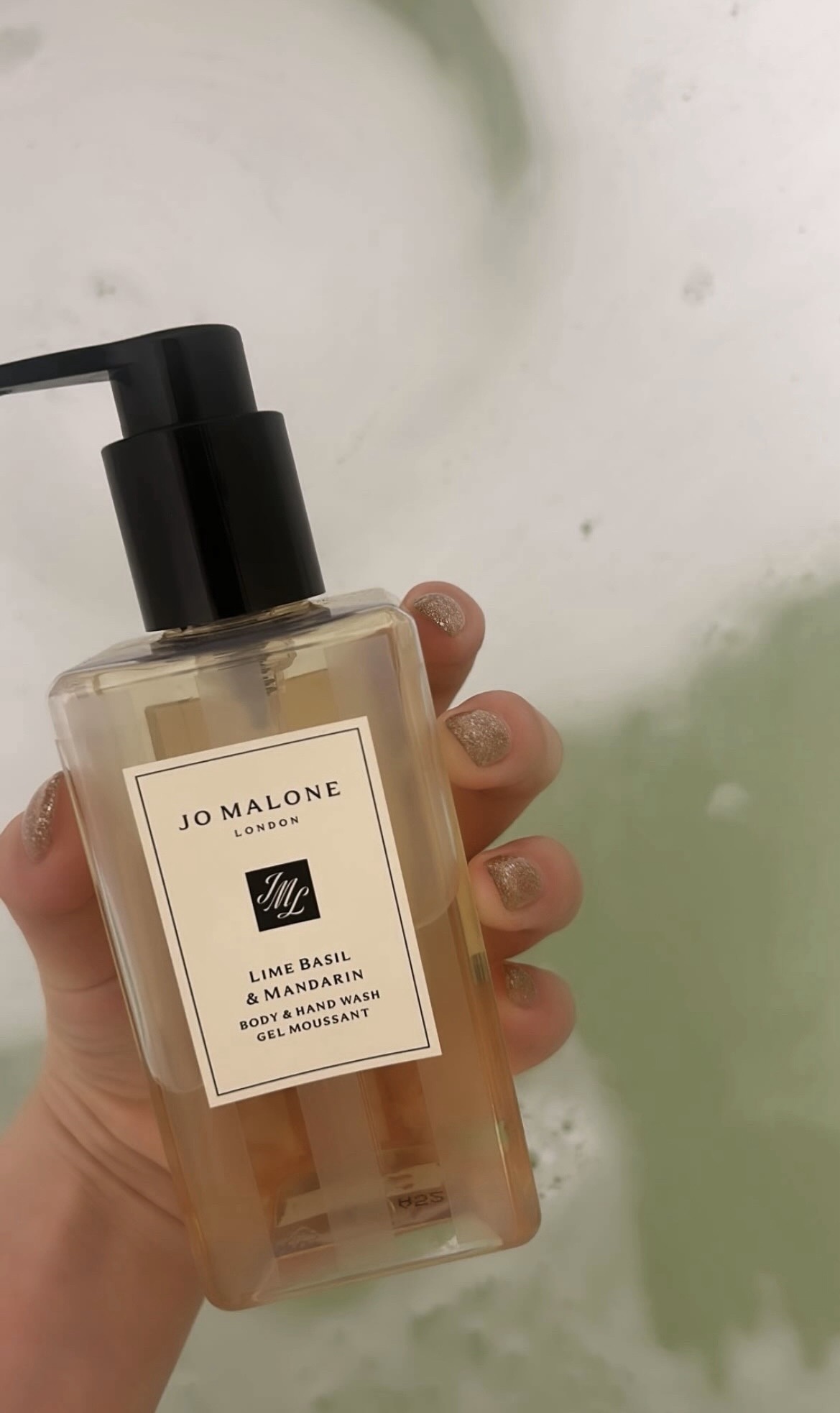 Jo MALONE LONDON イングリッシュペアー&フリージア　ボディ&ハンドウォッシュのクチコミ「Jo MALONE LONDON🤎
..」（1枚目）