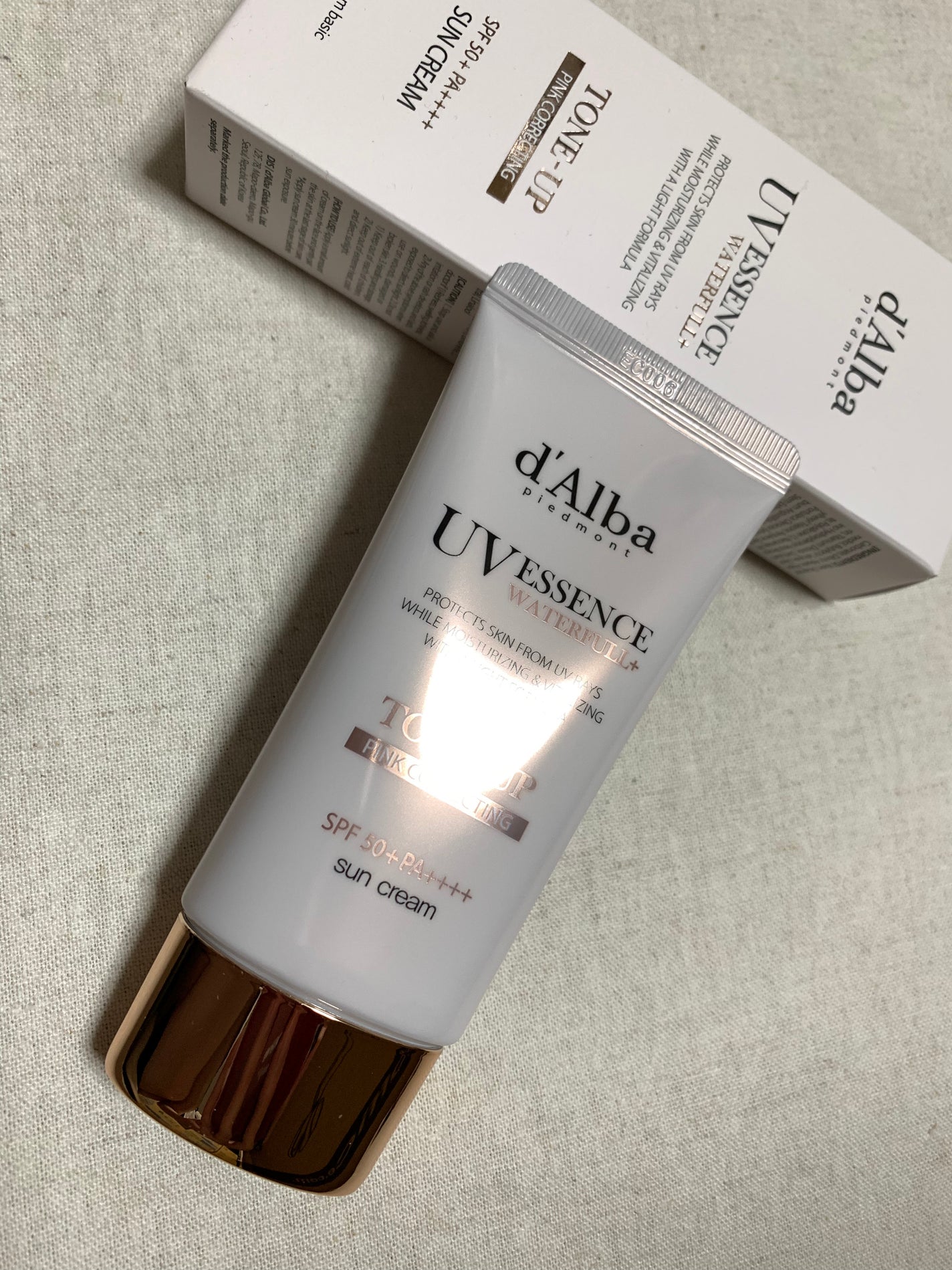 ウォータフルトーンアップサンクリーム/ダルバ/日焼け止めクリームを使ったクチコミ(1枚目)