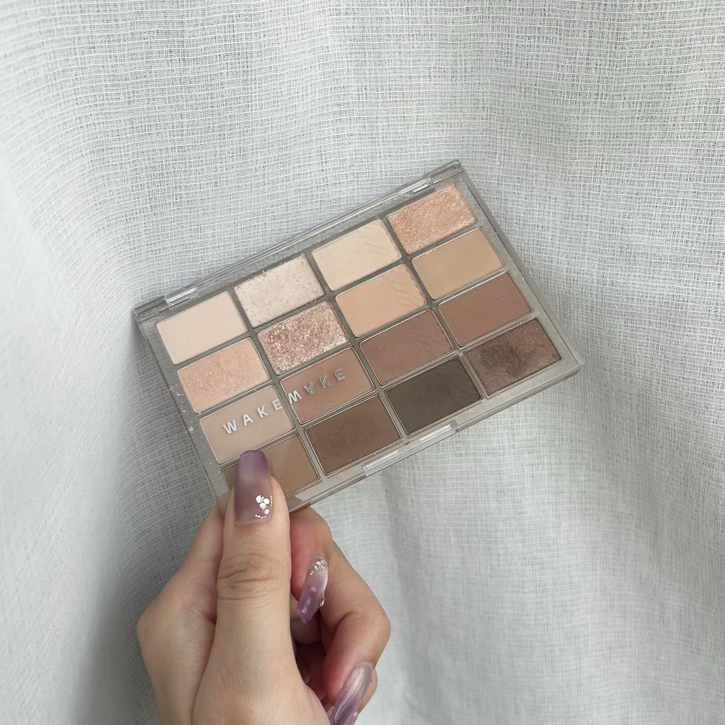 ソフトブラーリングアイパレット/wakemake/アイシャドウパレットを使ったクチコミ（1枚目）