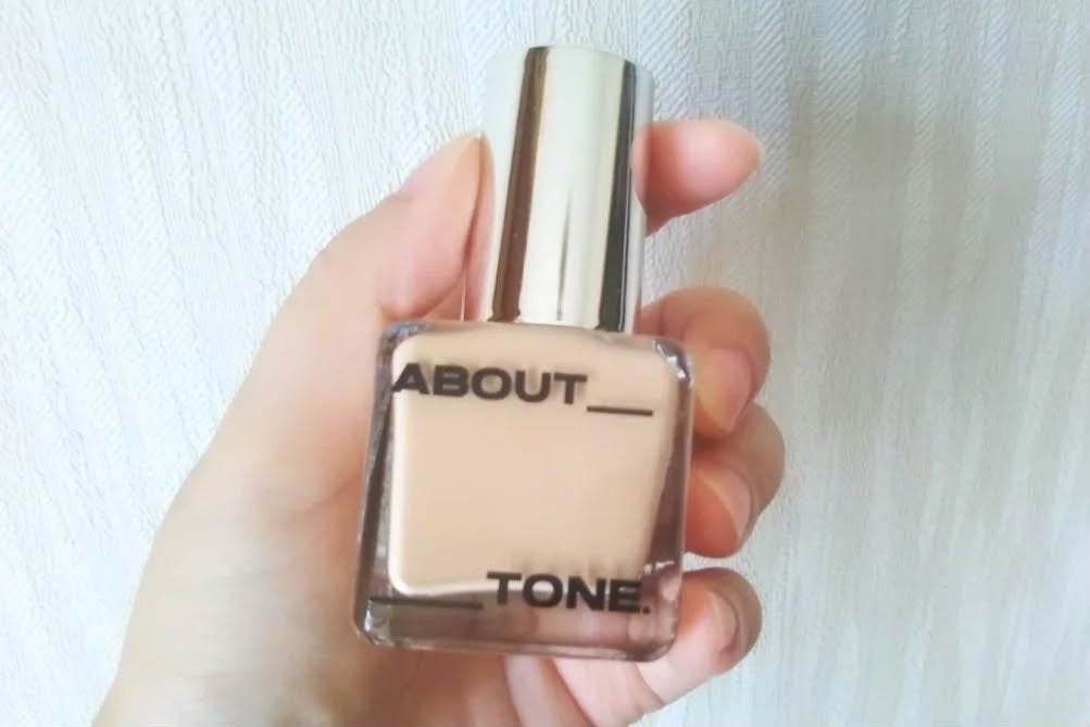 スキンレイヤーフィットファンデーション/ABOUT TONE/リキッドファンデーションを使ったクチコミ(3枚目)