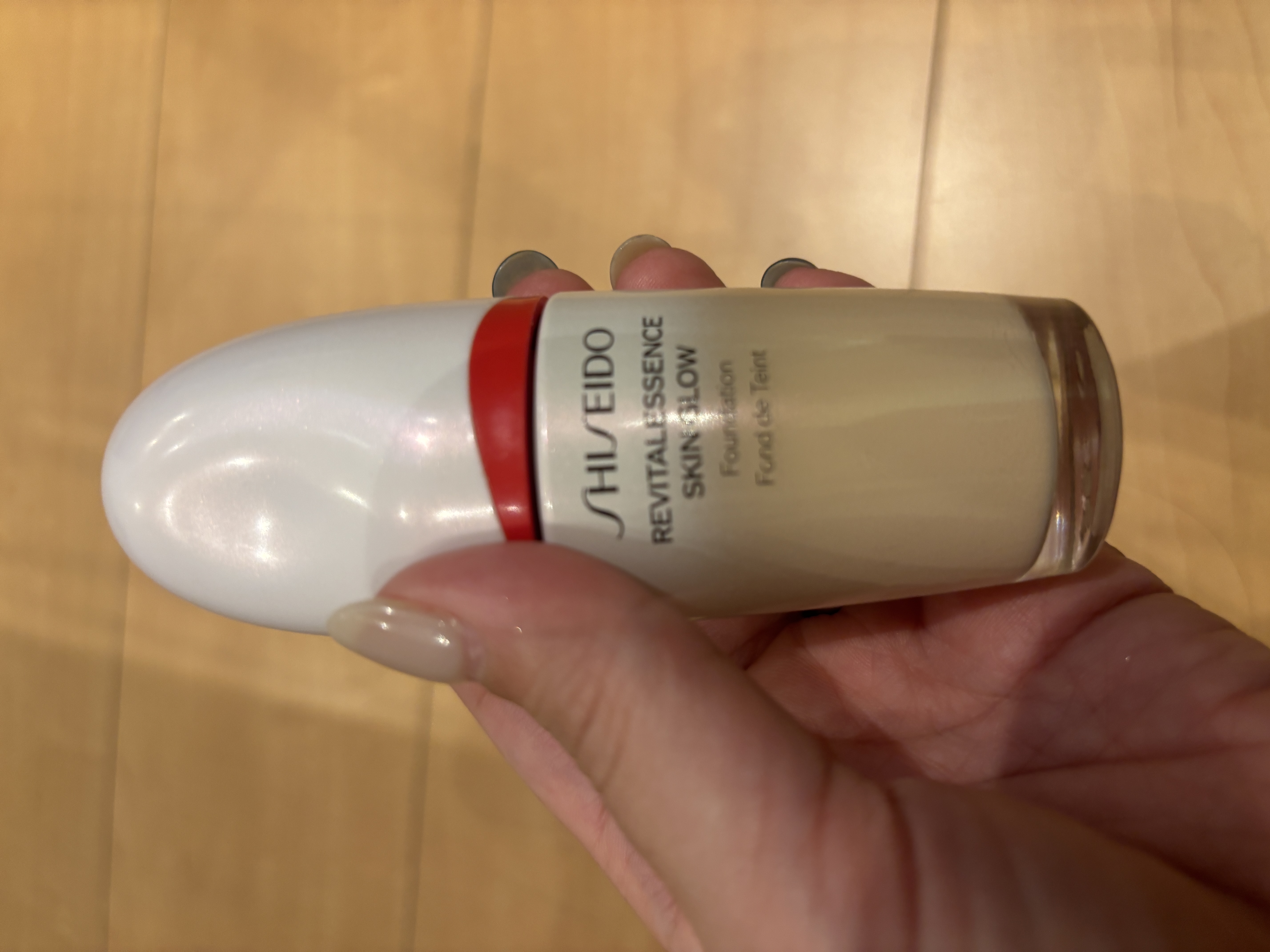 エッセンス スキングロウ ファンデーション 130 Opal/SHISEIDO/リキッドファンデーションを使ったクチコミ（1枚目）