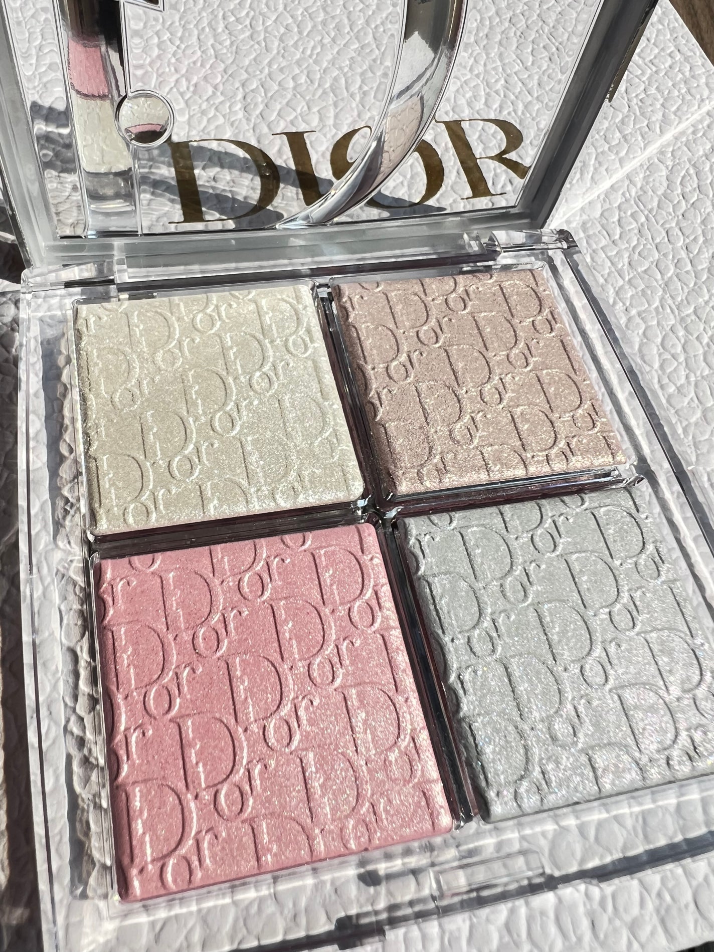 バックステージ グロウ マキシマイザー パレット/Dior/ハイライトを使ったクチコミ(2枚目)