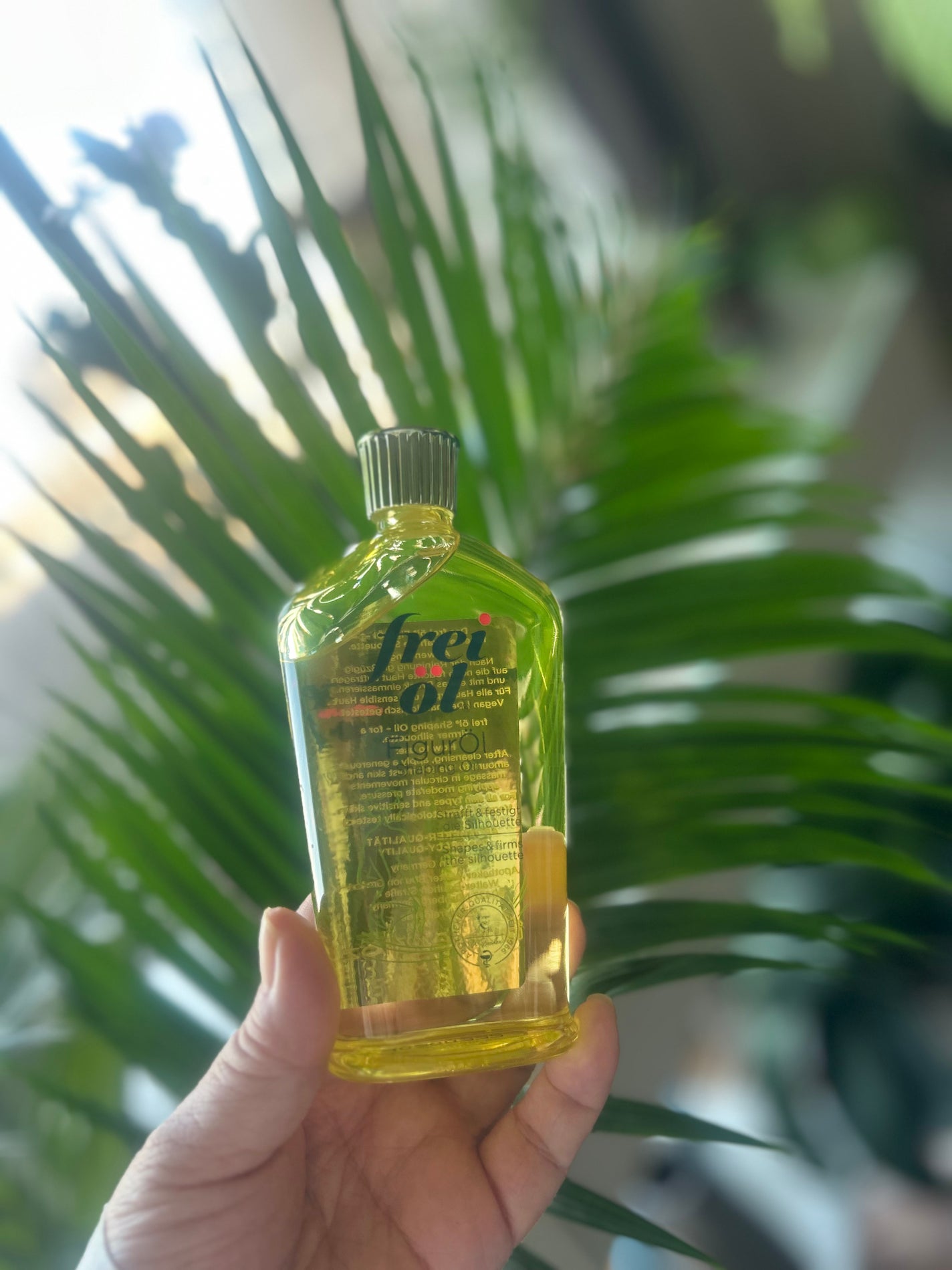 パーラヴァゆみ on LIPS 「🧴フレイオイルシェイピングオイル使ってみました!予想以上に良く..」(1枚目)