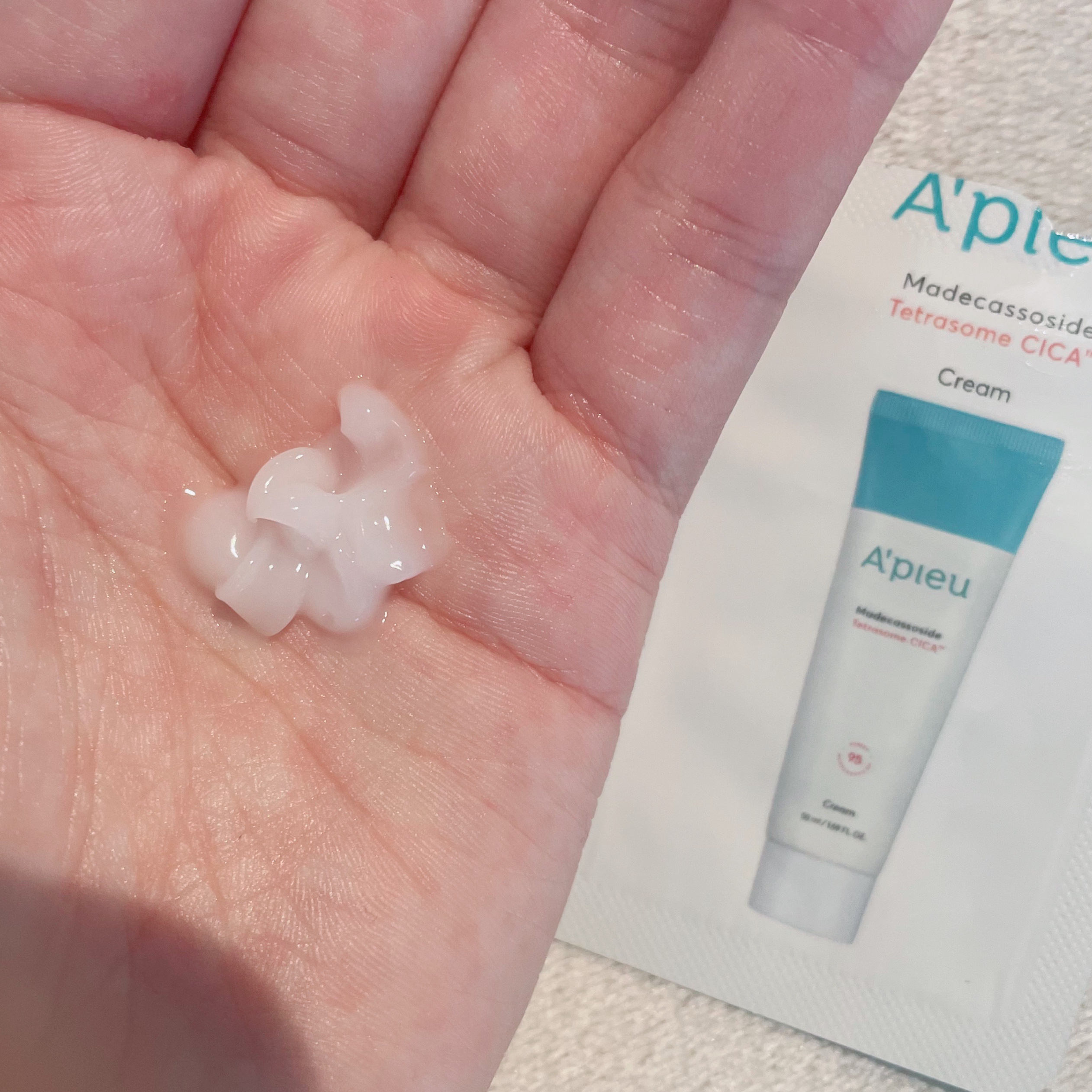 アピュー テトラソーム CICAクリーム/A’pieu/フェイスクリームを使ったクチコミ（2枚目）