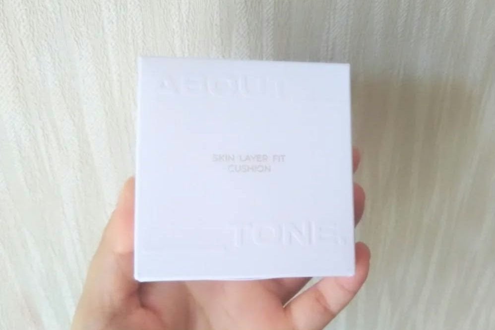 スキンレイヤーフィットファンデーション/ABOUT TONE/リキッドファンデーションを使ったクチコミ(4枚目)