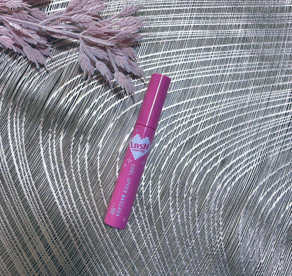 🌷BCL ラッシュファイター カールアッパーマスカラLv50

汗•皮脂•水に強いウォータープルーフ処方。
まつ毛をしっかり持ち上げて、ナチュラルに仕上がります。
特に良かったのが3Dスーパーコームブラシ。マスカラってダマになりやすいのに