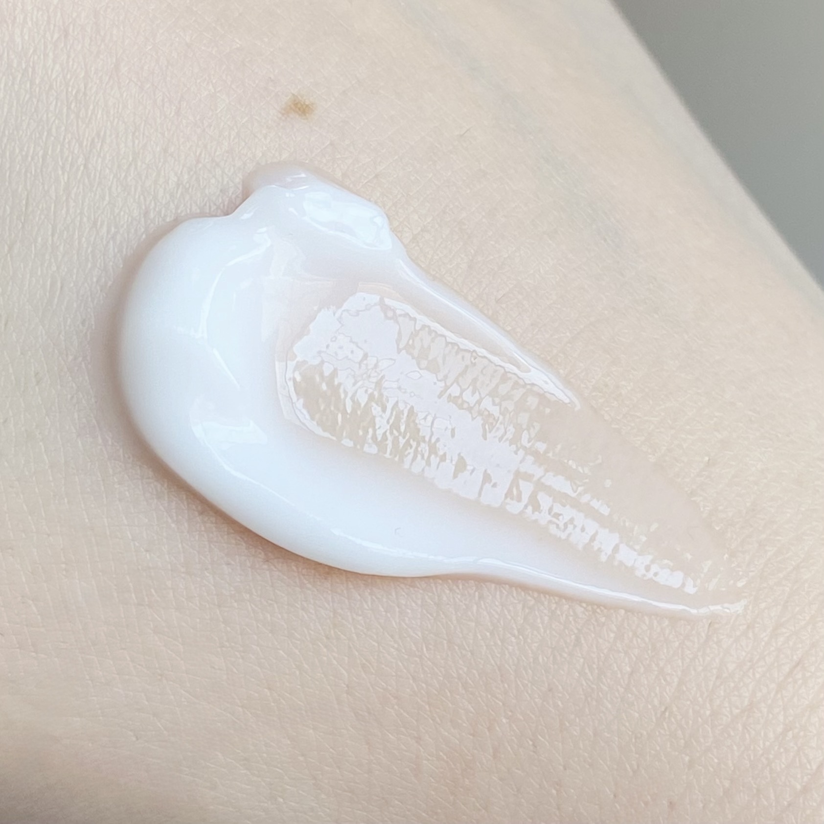 ディープ　モイストボディミルク/&honey/ボディミルクを使ったクチコミ（3枚目）