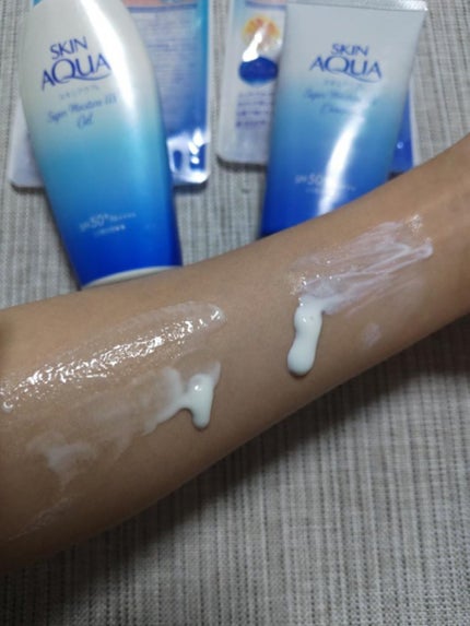 スーパーモイスチャーUVエッセンス/スキンアクア/日焼け止めローションを使ったクチコミ(7枚目)
