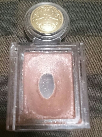 シャドーカスタマイズ/MAJOLICA MAJORCA/単色アイシャドウを使ったクチコミ(1枚目)