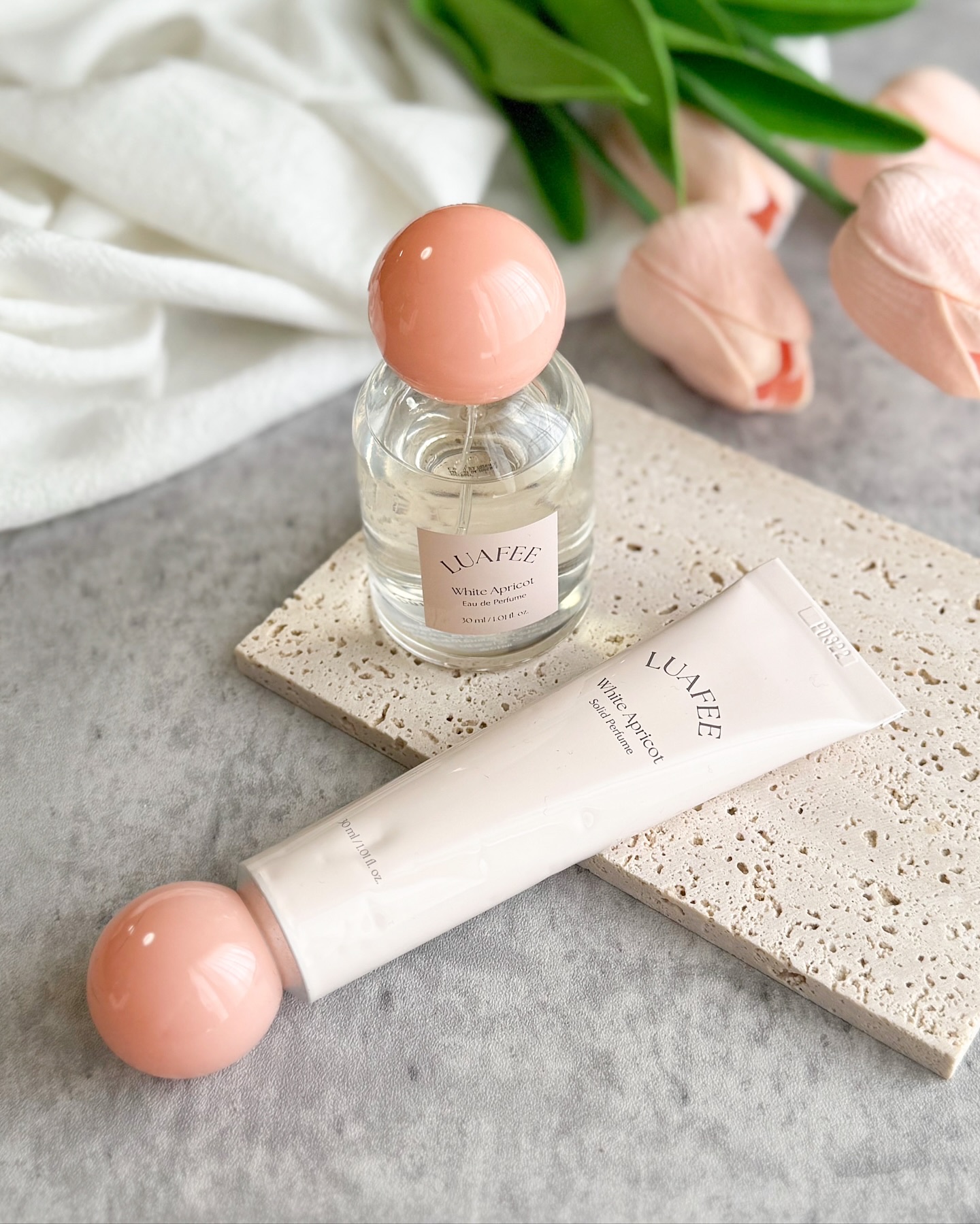 ソリッド パフューム ホワイトアプリコット/LUAFEE/練り香水を使ったクチコミ（1枚目）