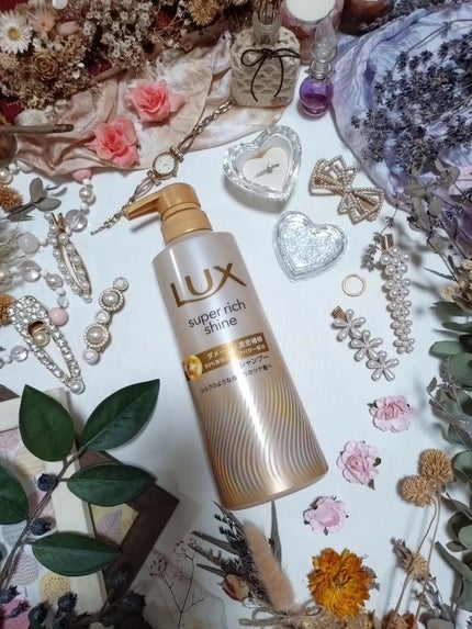 みぃみぃ on LIPS 「髪の深層まで浸透して、ダメージを濃密補修!傷んだ髪にが一日中輝..」(3枚目)