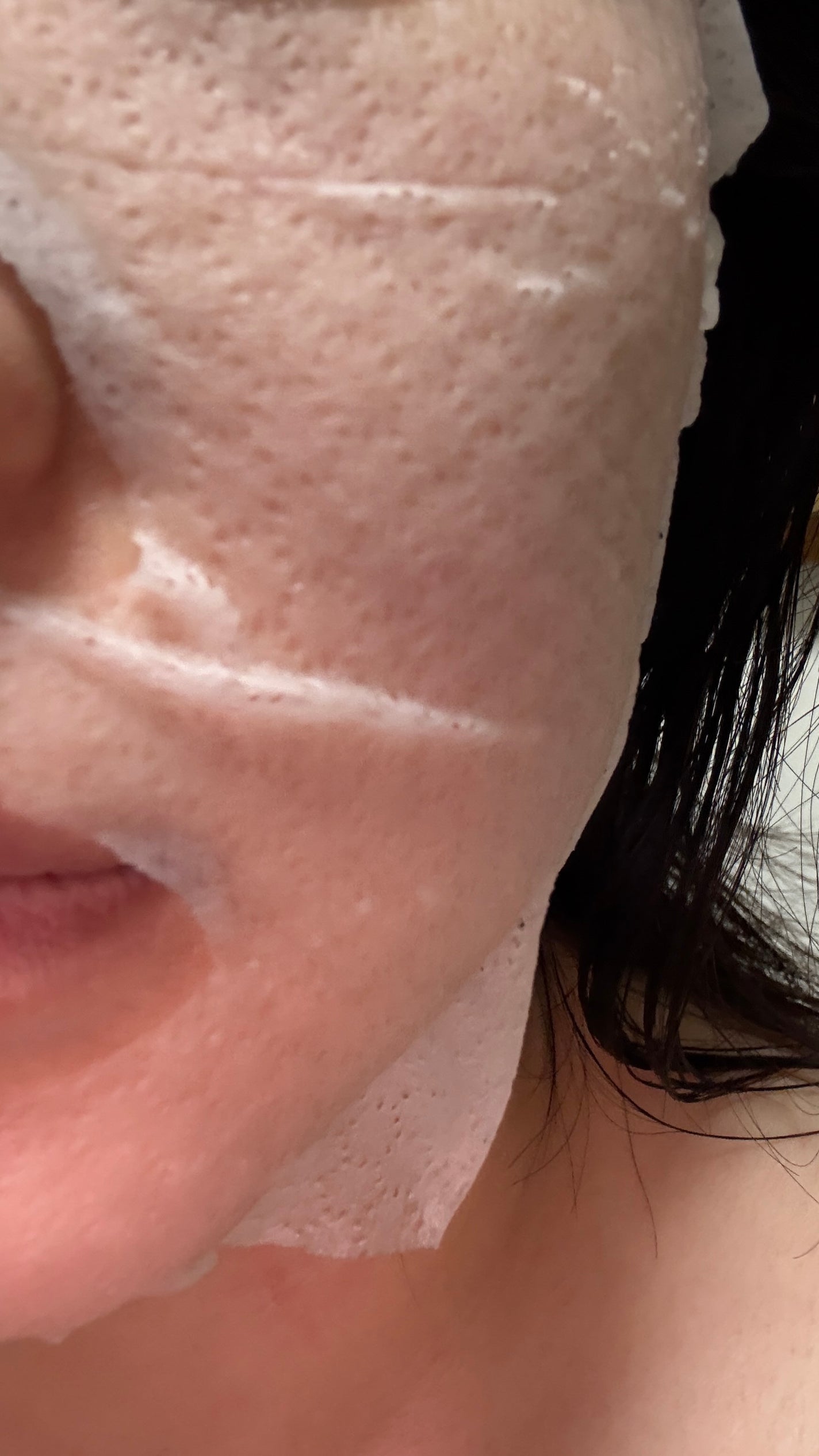 seiseide on LIPS 「使った翌朝お肌がワントーン明るくなった気がします!!💜ロータス..」(2枚目)