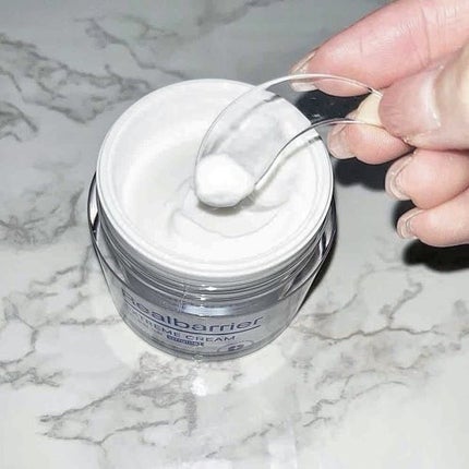 リアルバリア エクストリームクリーム オリジナル/Real Barrier/フェイスクリームを使ったクチコミ(2枚目)