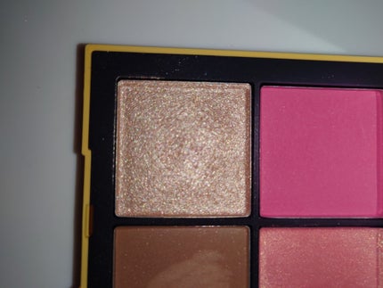 NARS ホットエスケープ チークパレット/NARS/マルチパレットを使ったクチコミ(4枚目)