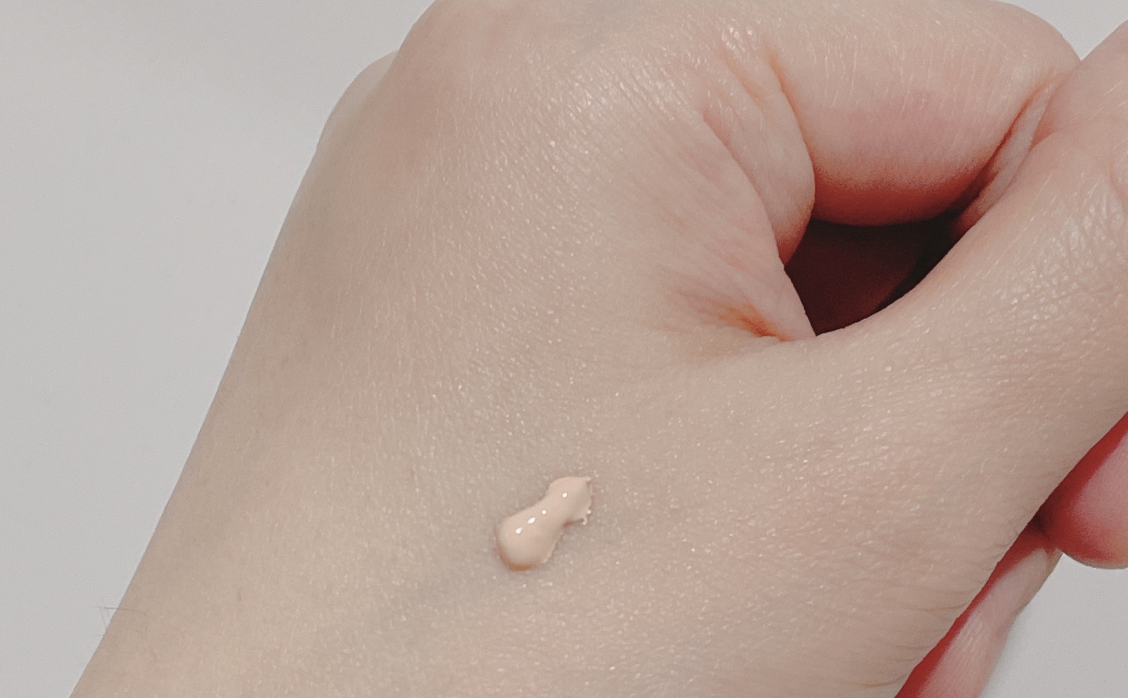 素肌記念日 薬用スキンケアコンシーラー ACホワイト【医薬部外品】/素肌記念日/クリームコンシーラーを使ったクチコミ（3枚目）