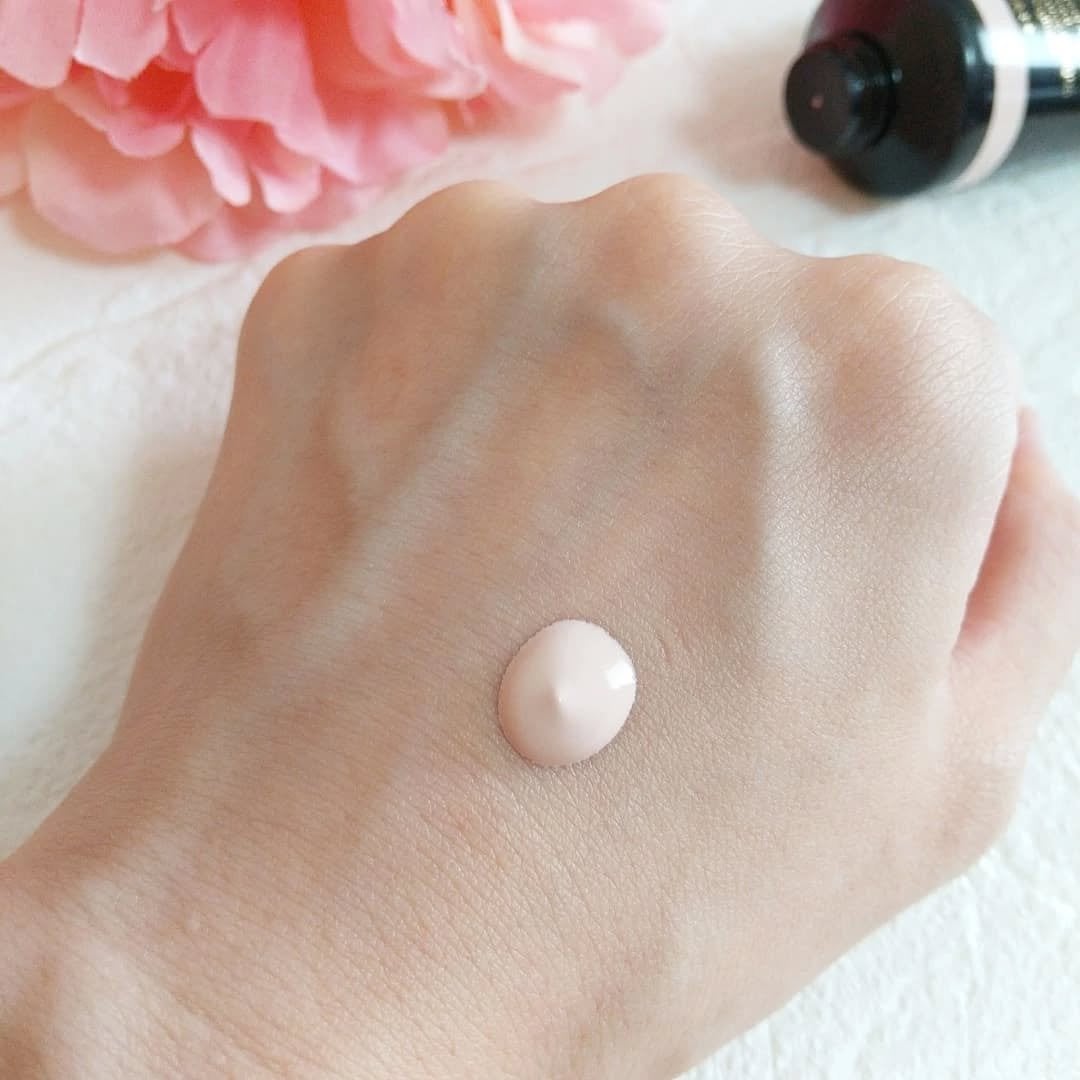 インテンシブ セラム ラディアンス プライマー/BOBBI BROWN/化粧下地を使ったクチコミ(3枚目)