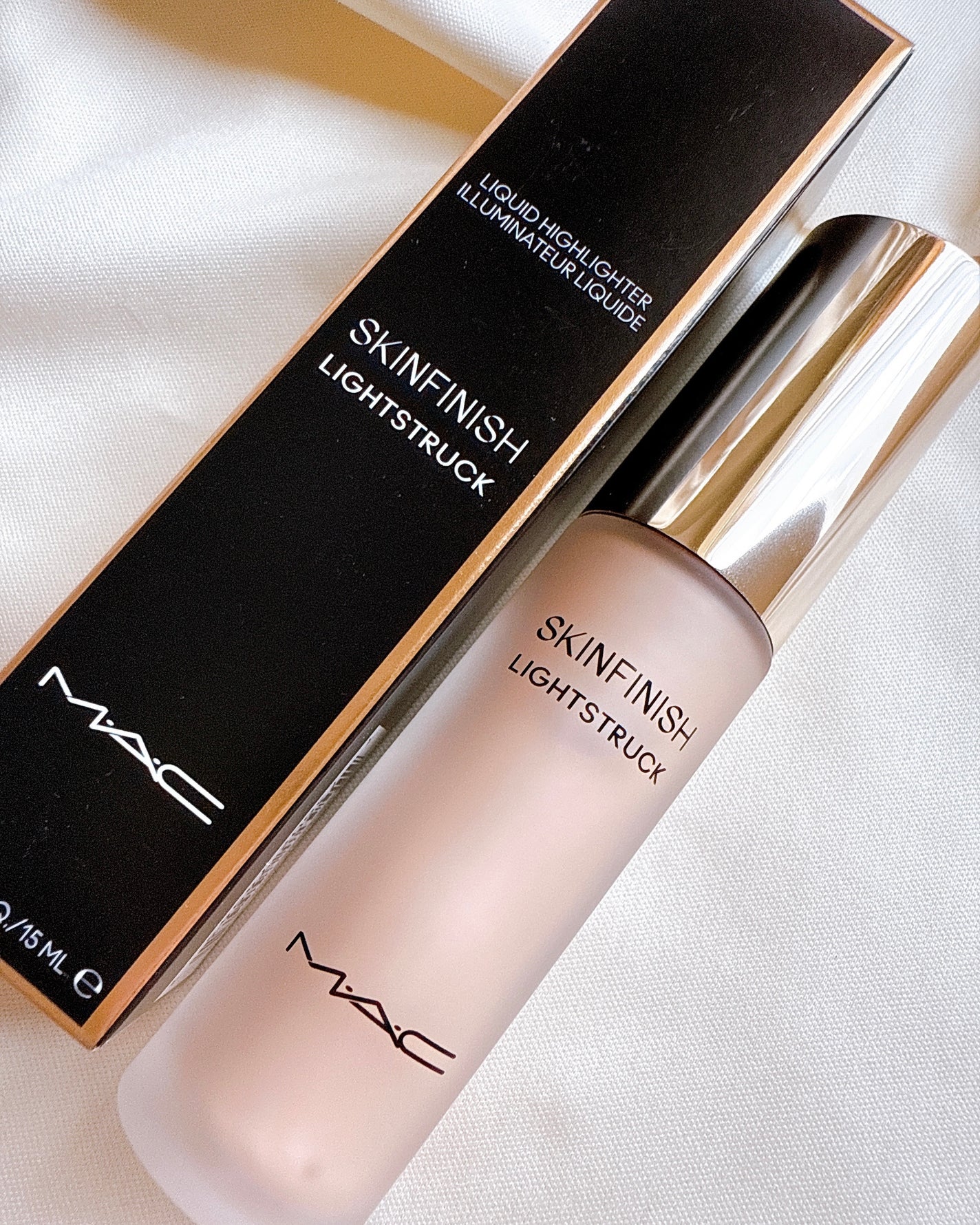 スキンフィニッシュ ライトストラック リキッド ハイライター/M・A・C/リキッドハイライトを使ったクチコミ(5枚目)