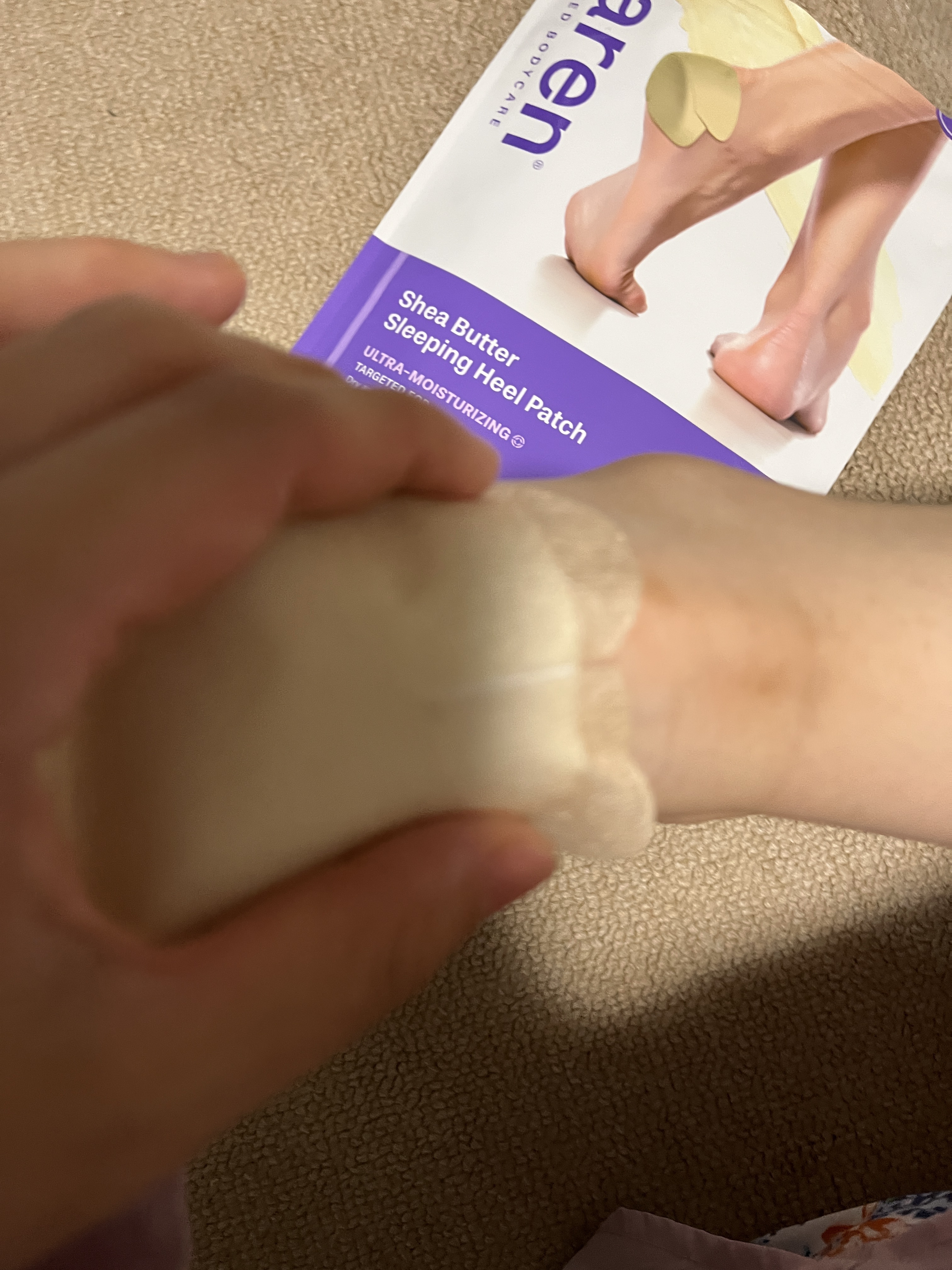 シアバター スリーピング ヒール パッチ/BAREN/レッグ・フットケアを使ったクチコミ（3枚目）