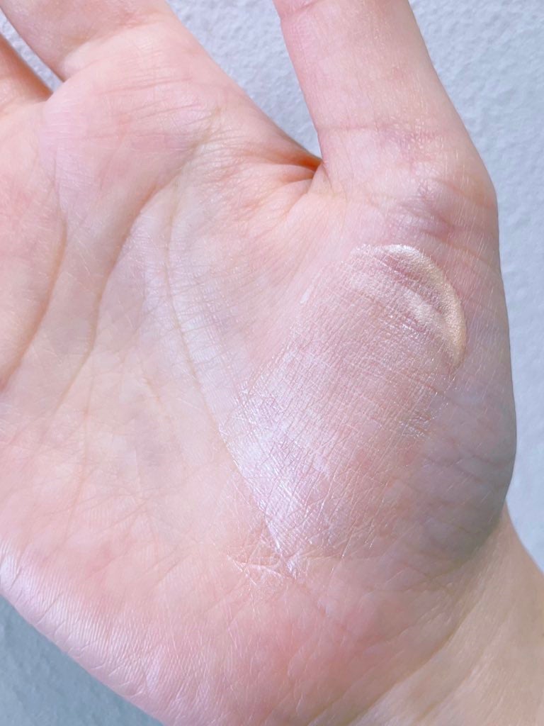 スキンフィニッシュ ライトストラック リキッド ハイライター/M・A・C/リキッドハイライトを使ったクチコミ(3枚目)