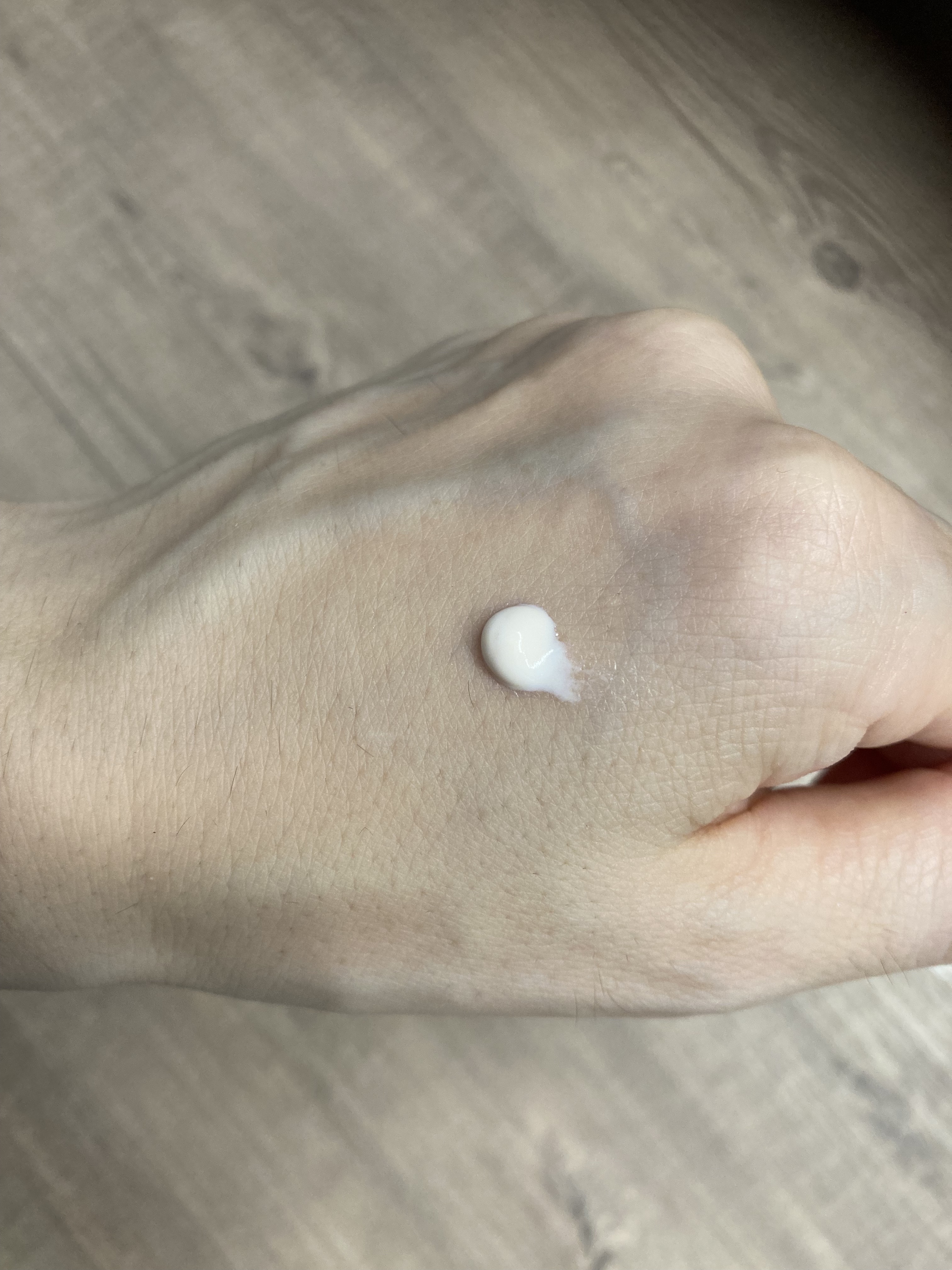 ケイト ポアレスキーパー FORドライ/KATE/化粧下地を使ったクチコミ（2枚目）