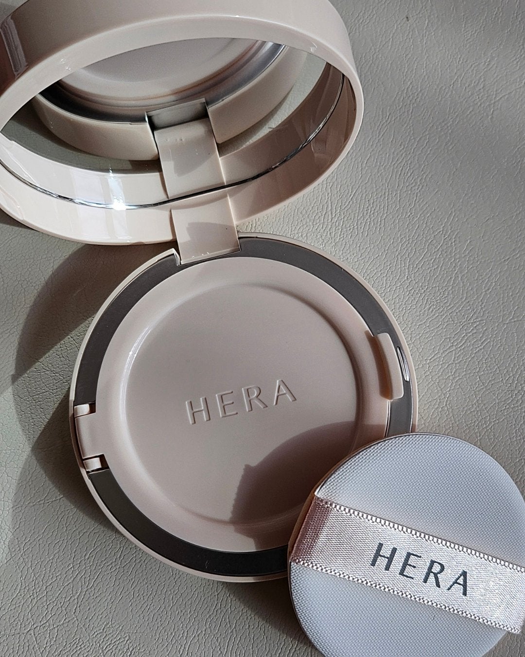 リフレクション スキン グロウ クッション ファンデーション/HERA/クッションファンデーションを使ったクチコミ(2枚目)