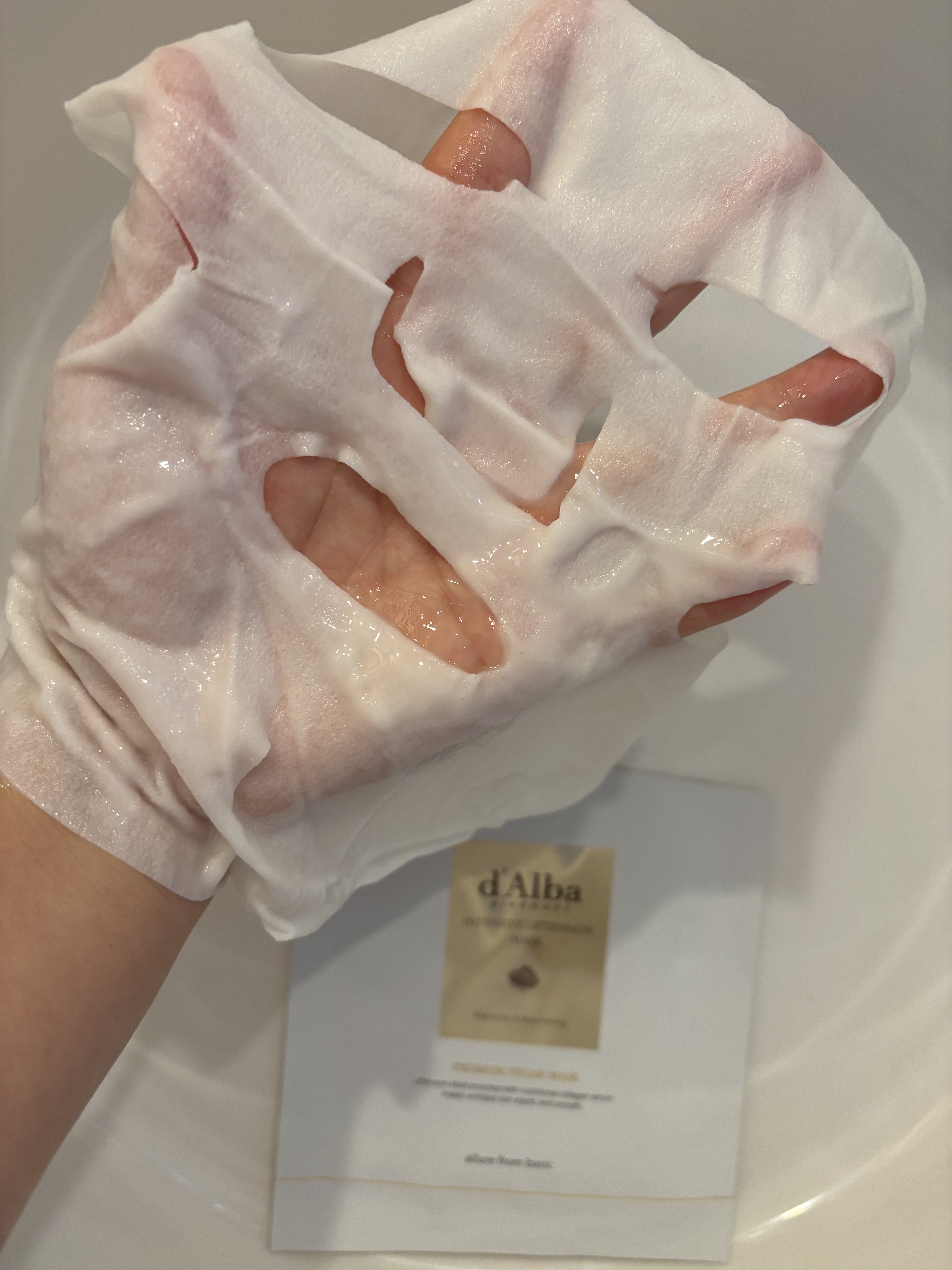 ホワイトトリュフナリシングトリートメントマスク/ダルバ/シートマスク・パックを使ったクチコミ（3枚目）