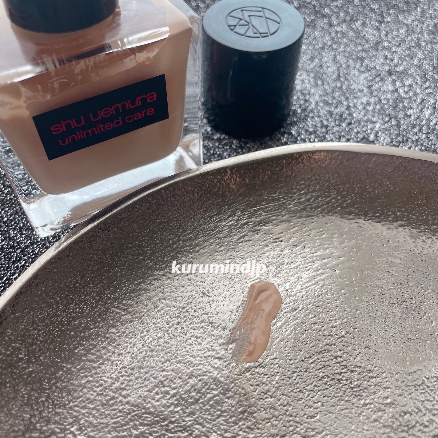 アンリミテッド ケア ツヤ セラム ファンデーション/shu uemura/リキッドファンデーションを使ったクチコミ(2枚目)