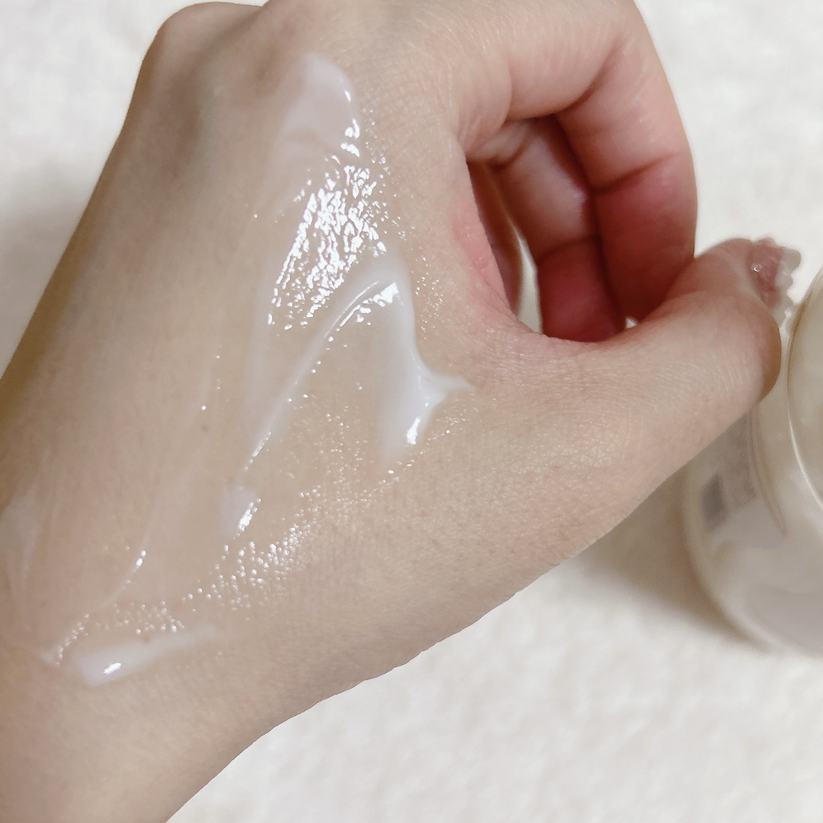 ディープ　モイストボディミルク/&honey/ボディミルクを使ったクチコミ（3枚目）