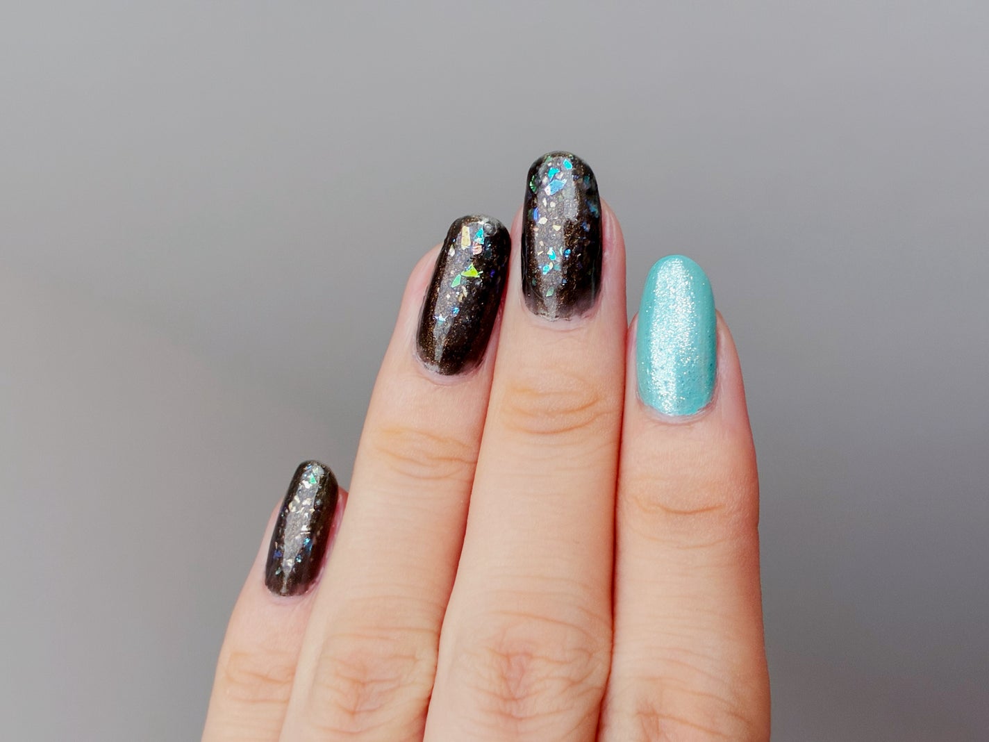 カラフルネイルズ/キャンメイク/マニキュアを使ったクチコミ(3枚目)