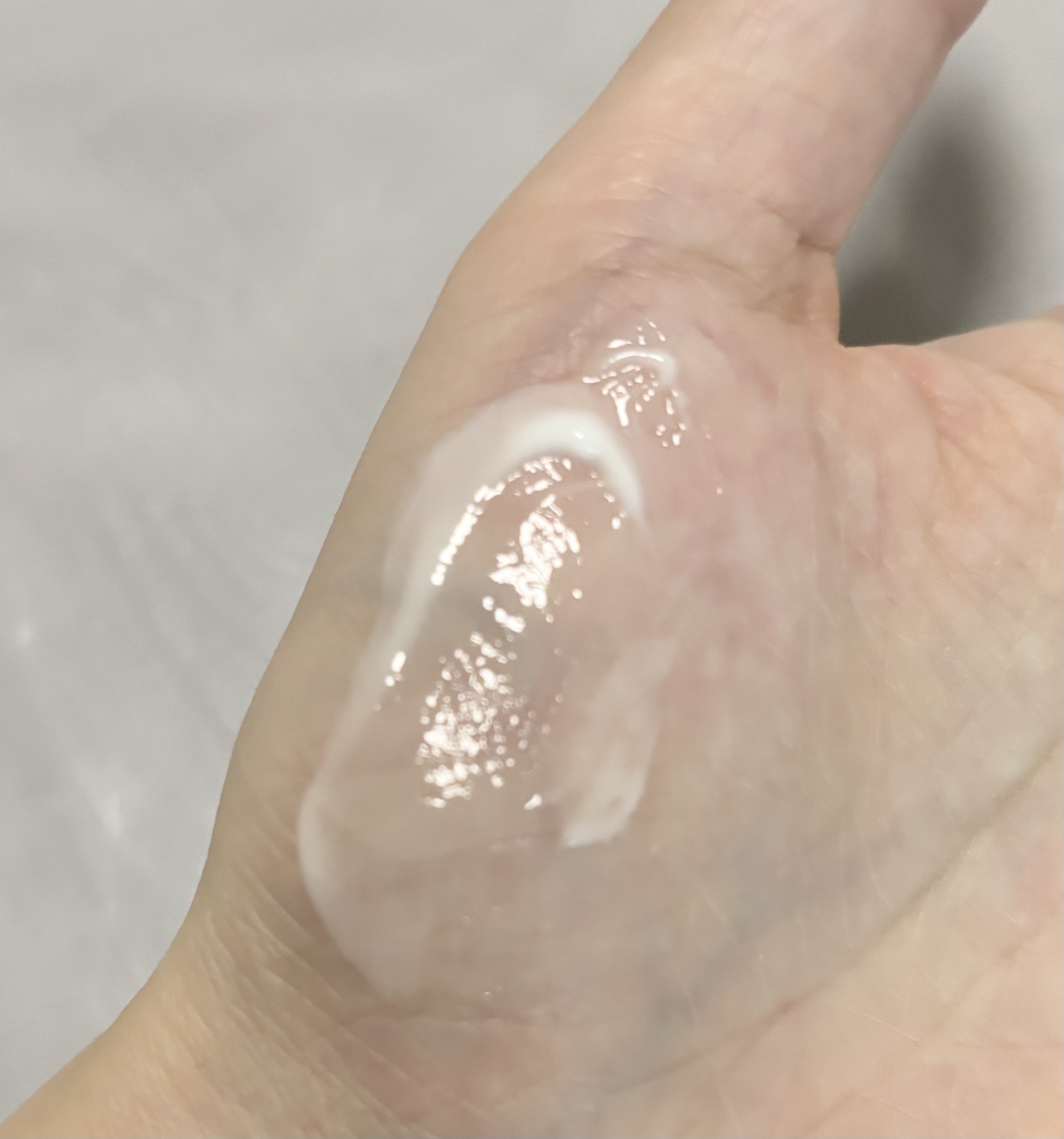 スキンバリアモイスチャーサンクリーム/Ongredients/日焼け止めクリームを使ったクチコミ（3枚目）