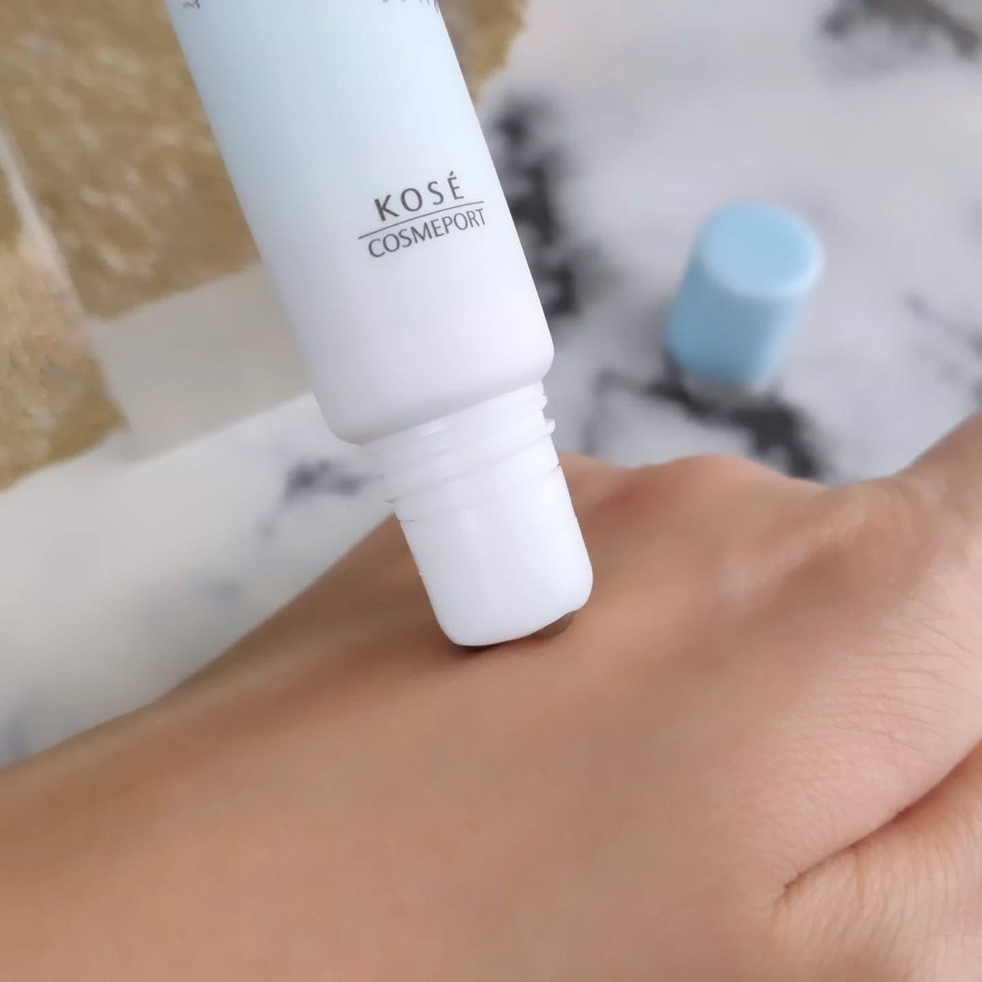 ごめんね素肌 無垢美ちゃんアイセラム/クリアターン/アイケア・アイクリームを使ったクチコミ(4枚目)