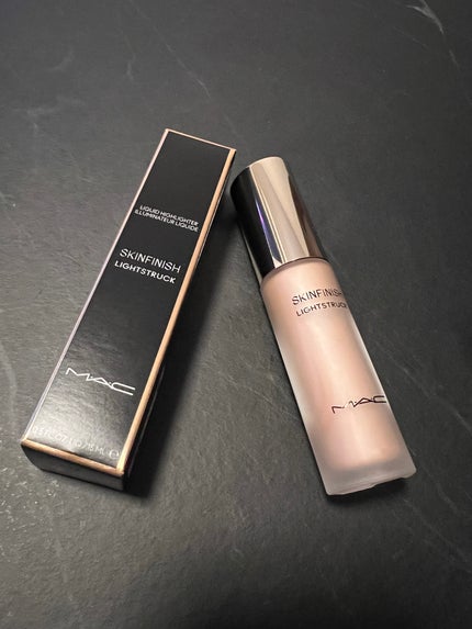 スキンフィニッシュ ライトストラック リキッド ハイライター/M・A・C/リキッドハイライトを使ったクチコミ(1枚目)