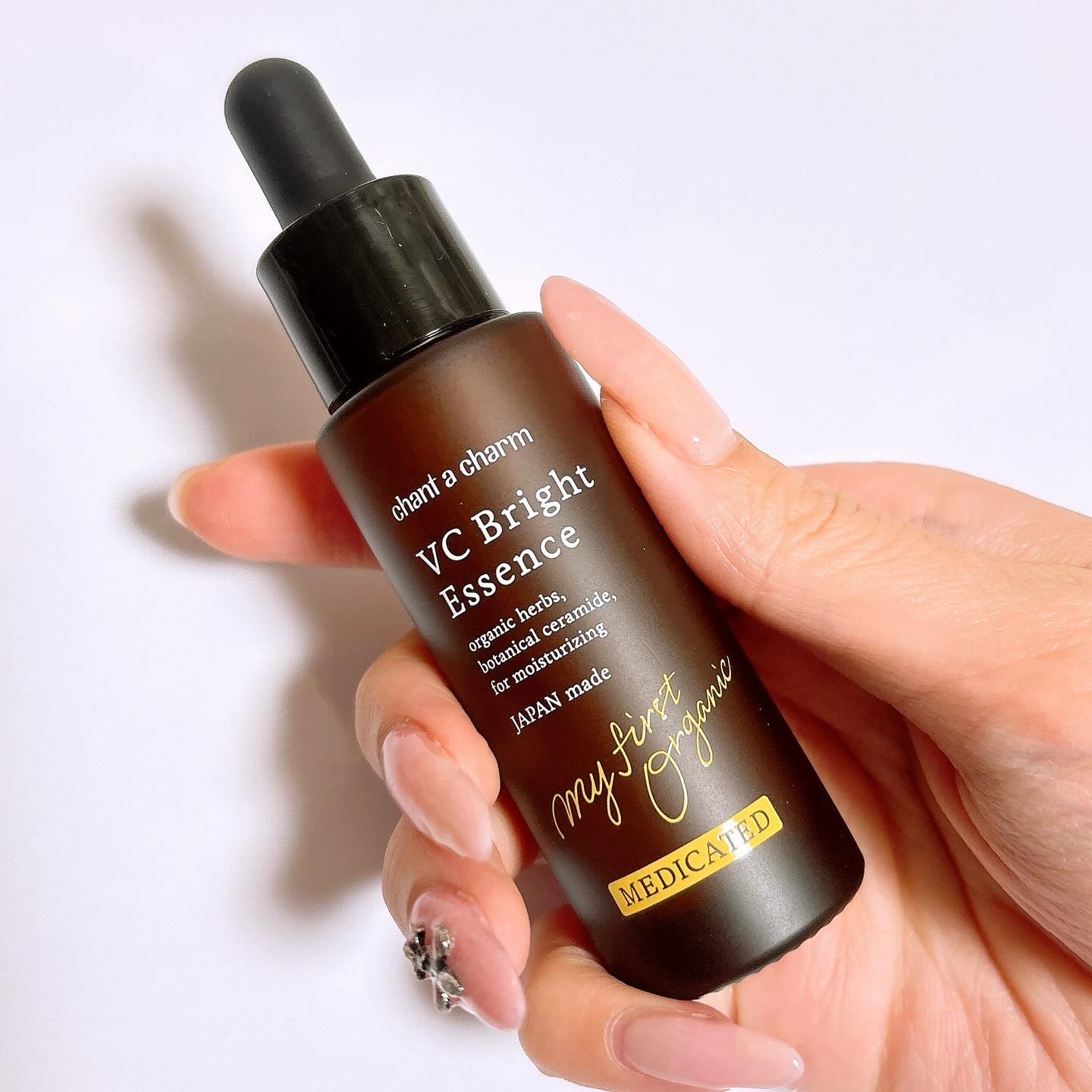 薬用VC ブライトエッセンス/chant a charm /美容液を使ったクチコミ（2枚目）